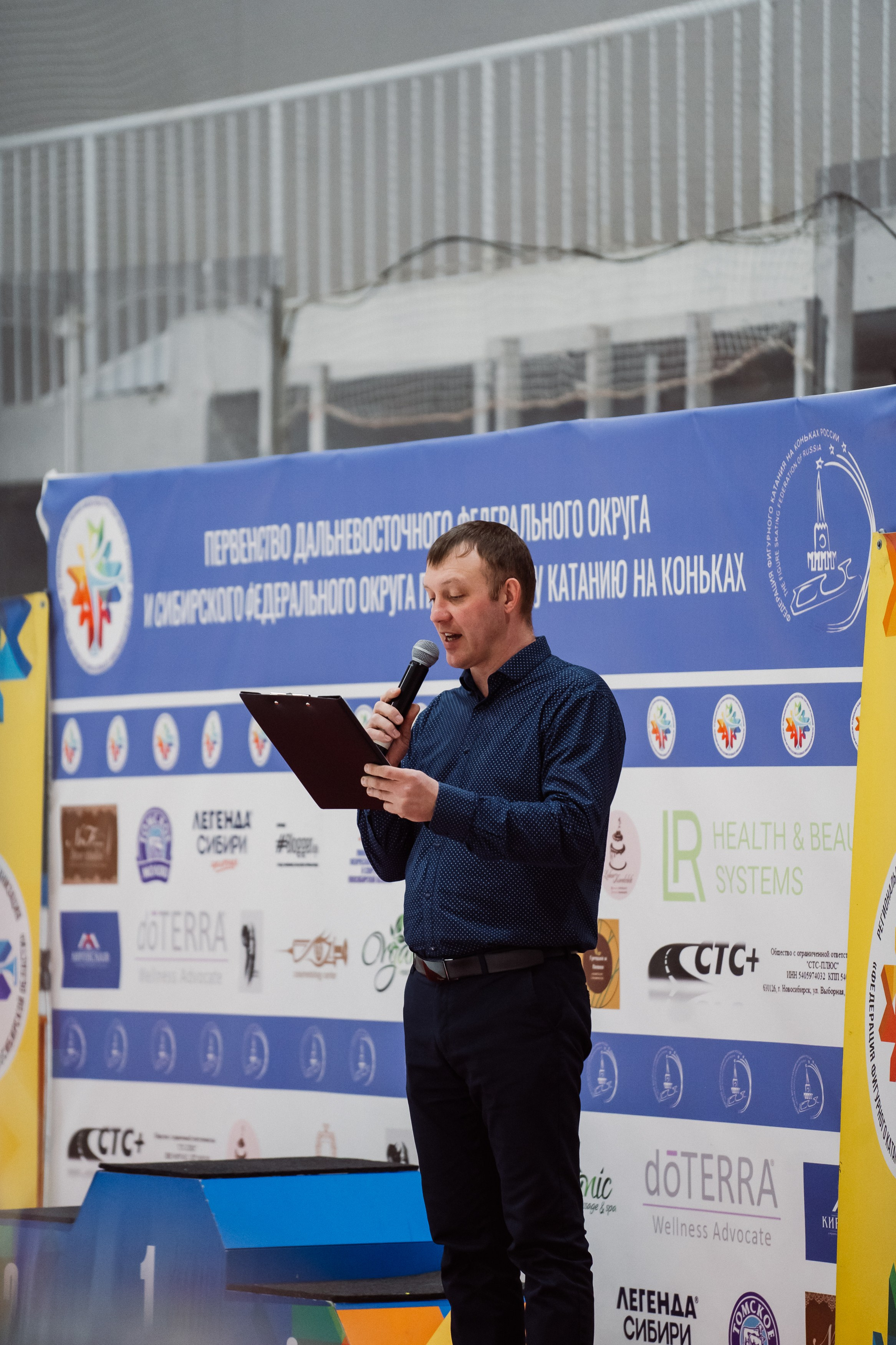 Первенство ДФО и СФО по фигурному катанию на коньках г. Искитим. Воробьева Ксения — Спортивный и танцевальный фотограф Новосибирск