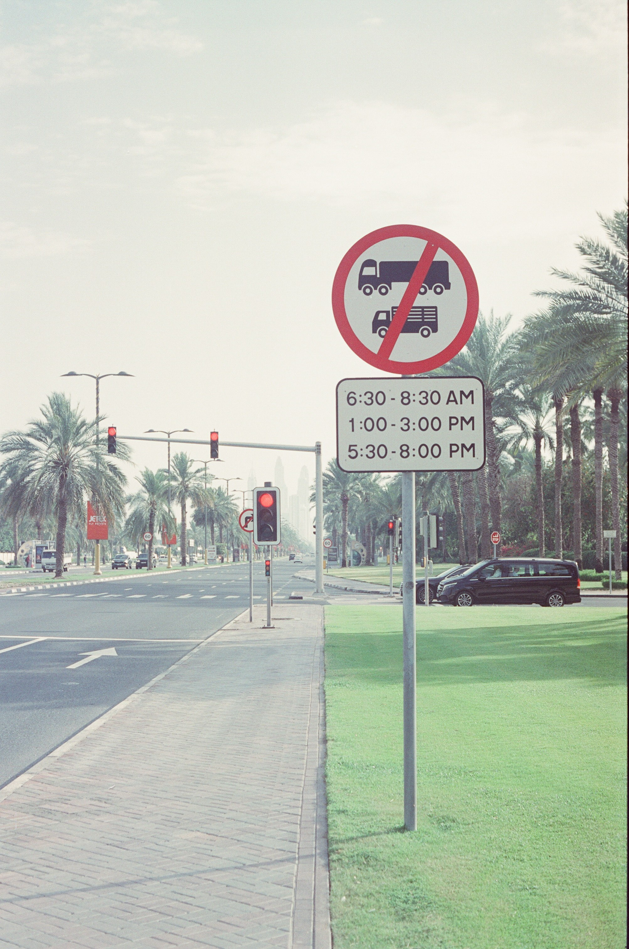 Dubai \ may 2024 \ film 35 mm. Коммерческий Фотограф Виктор Фоменых