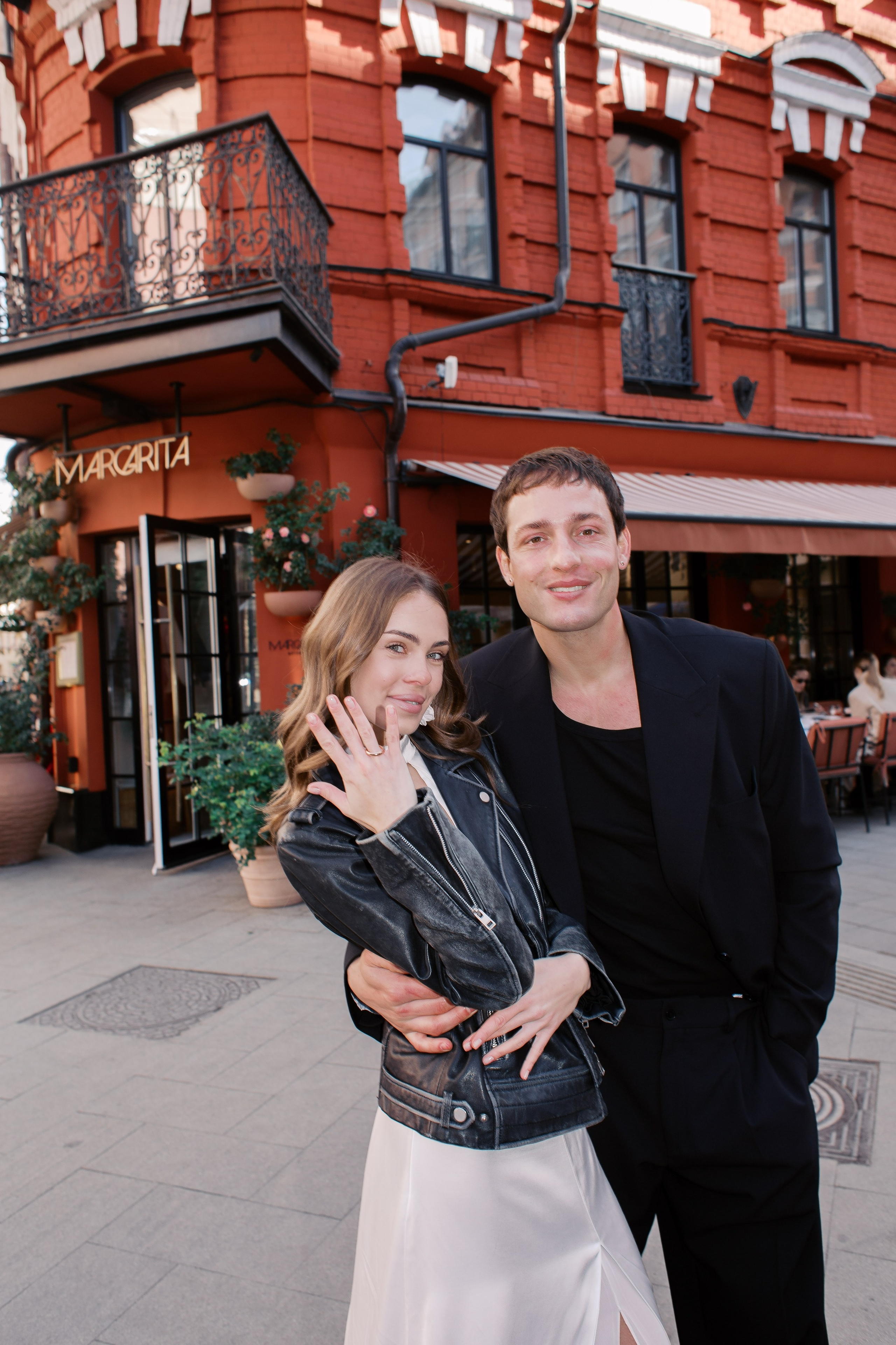 Свадебная прогулка по Патриаршим Прудам, свадебный фотограф Москва