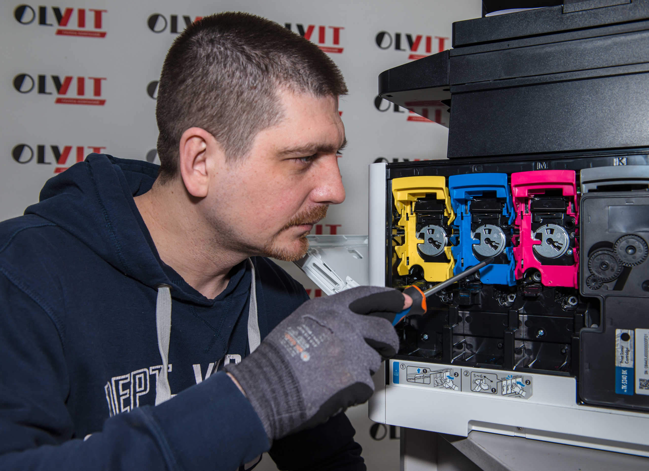 Обучение инженеров по ремонту оргтехники. Семейный фотограф Василий Свешников