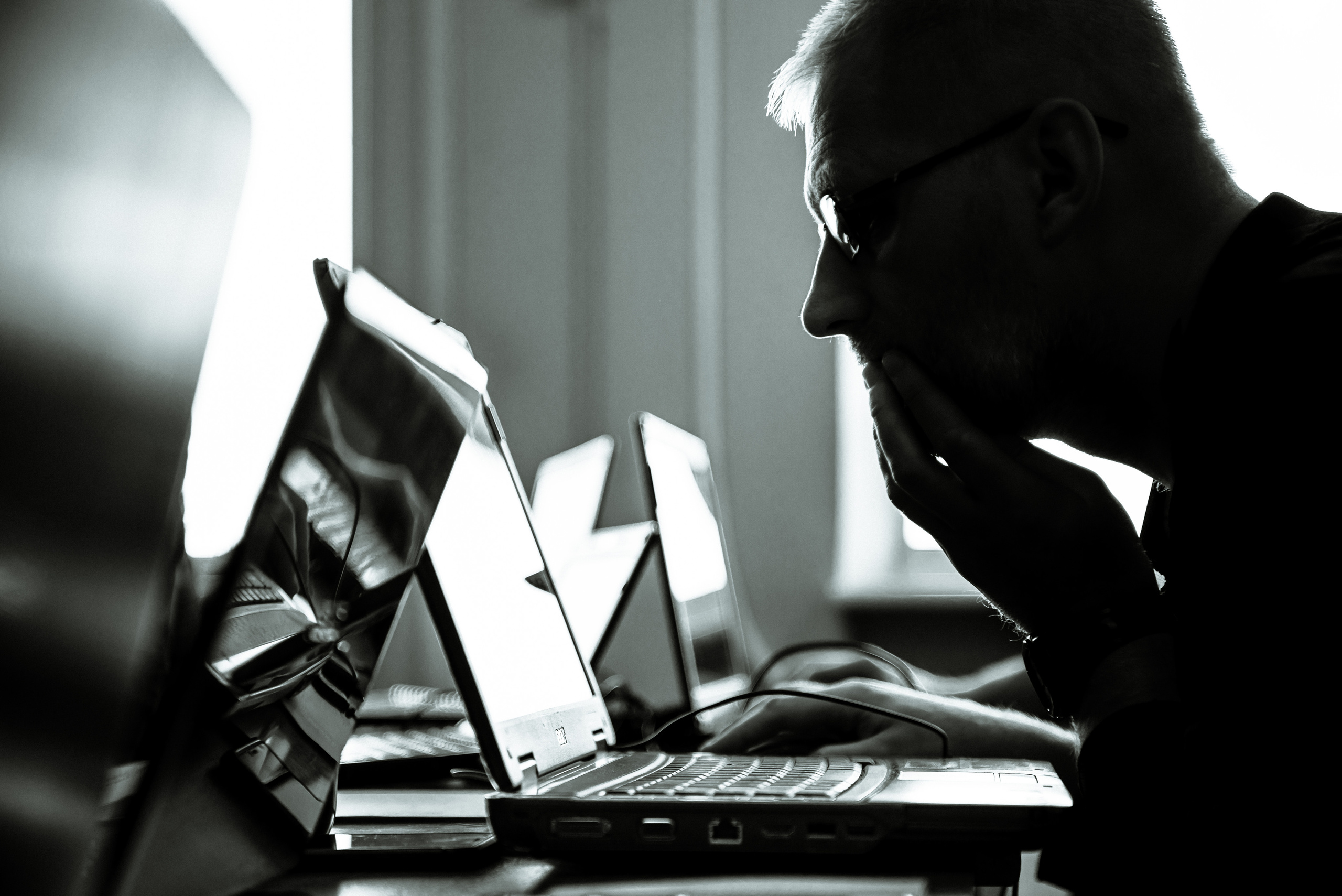 Обучение инженеров по ремонту оргтехники. Семейный фотограф Василий Свешников