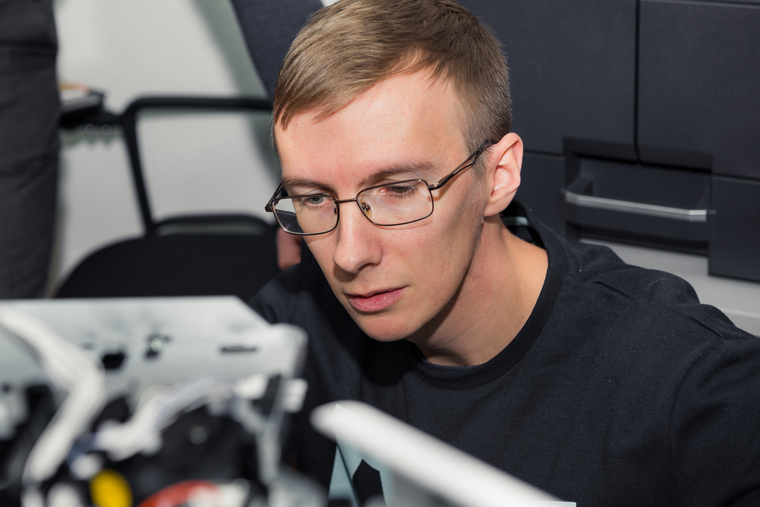 Обучение инженеров по ремонту оргтехники. Семейный фотограф Василий Свешников