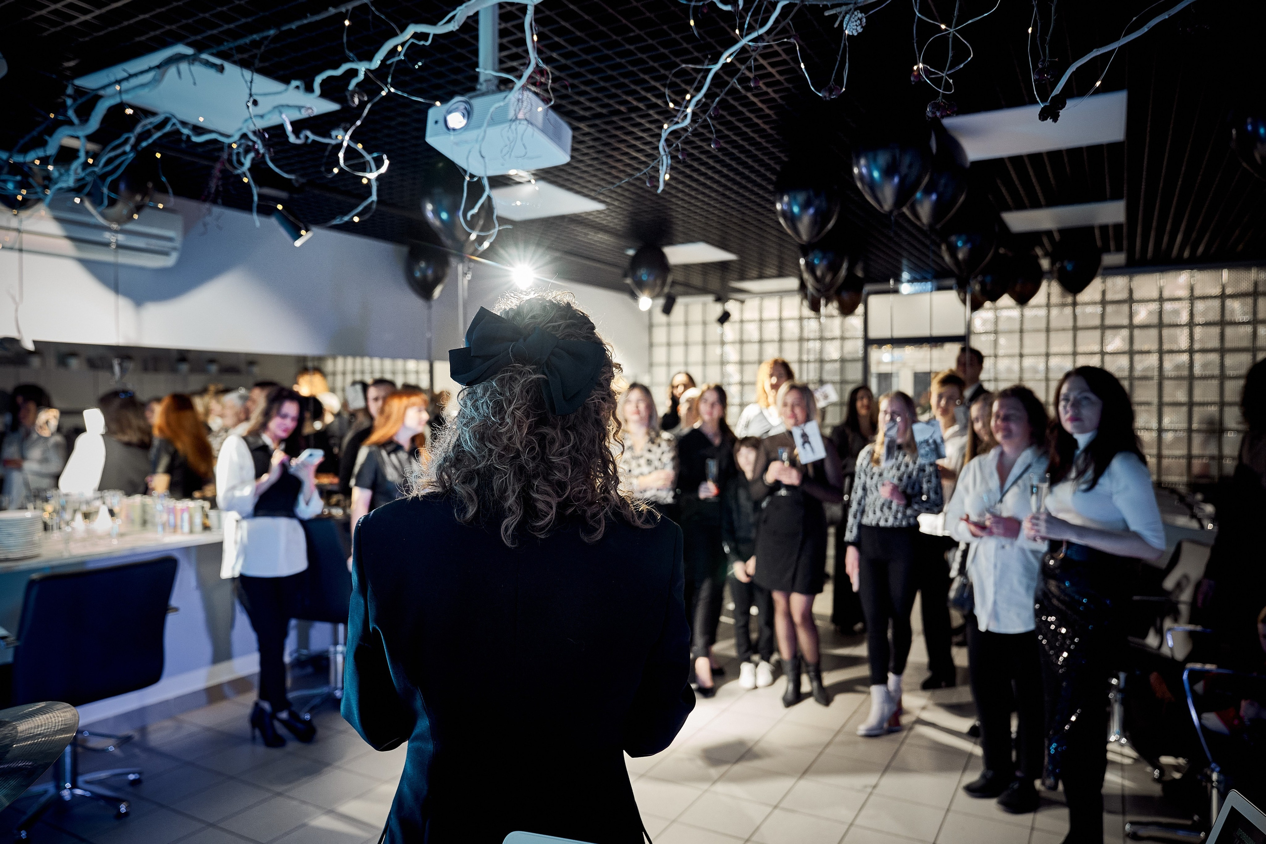 • салон ЛАК. 10 лет. Фоторепортаж мероприятия. Фотограф, индивидуальные женские, мужские фотосессии в Ростове-на-Дону