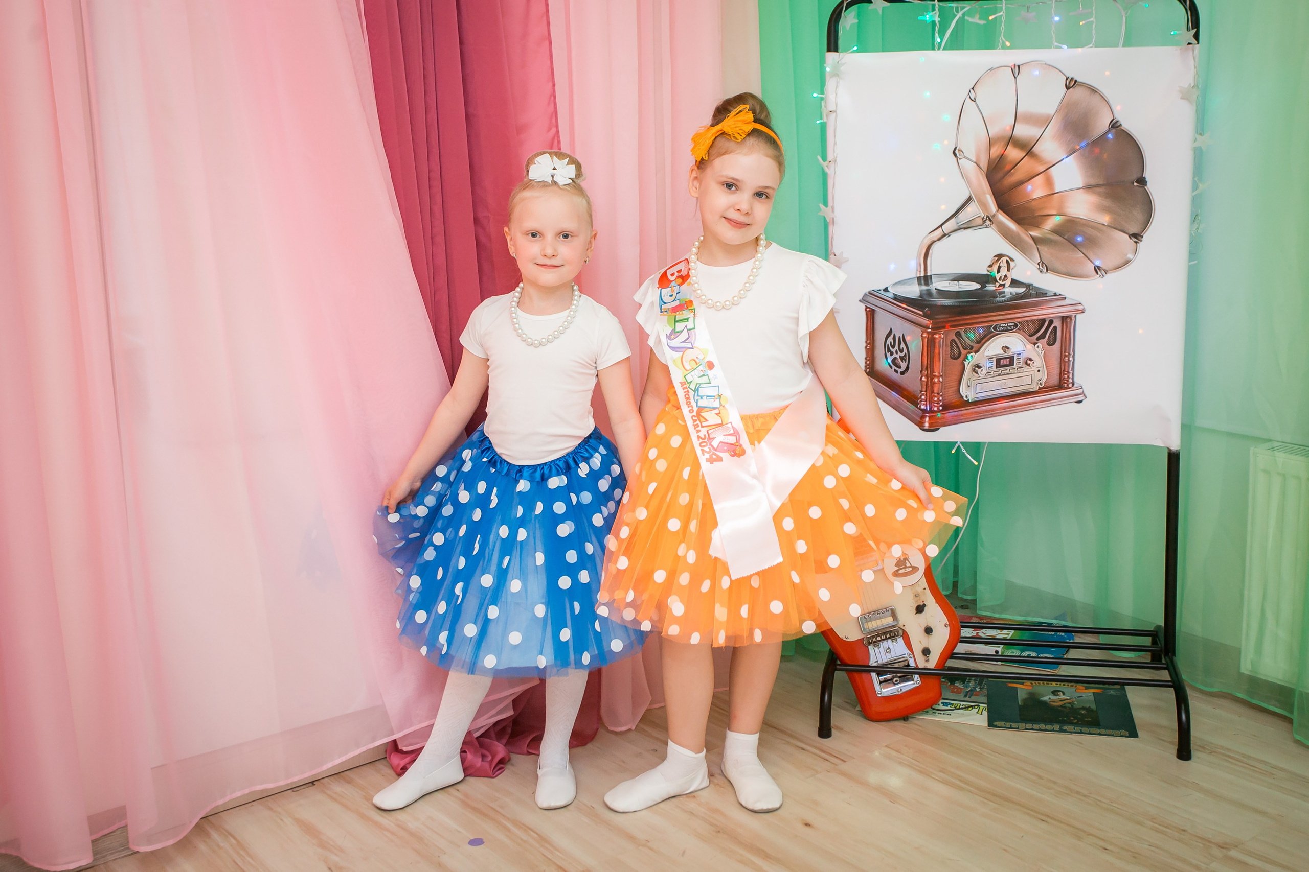 Для школ и детских садов. Фотографиня Мария Дикова