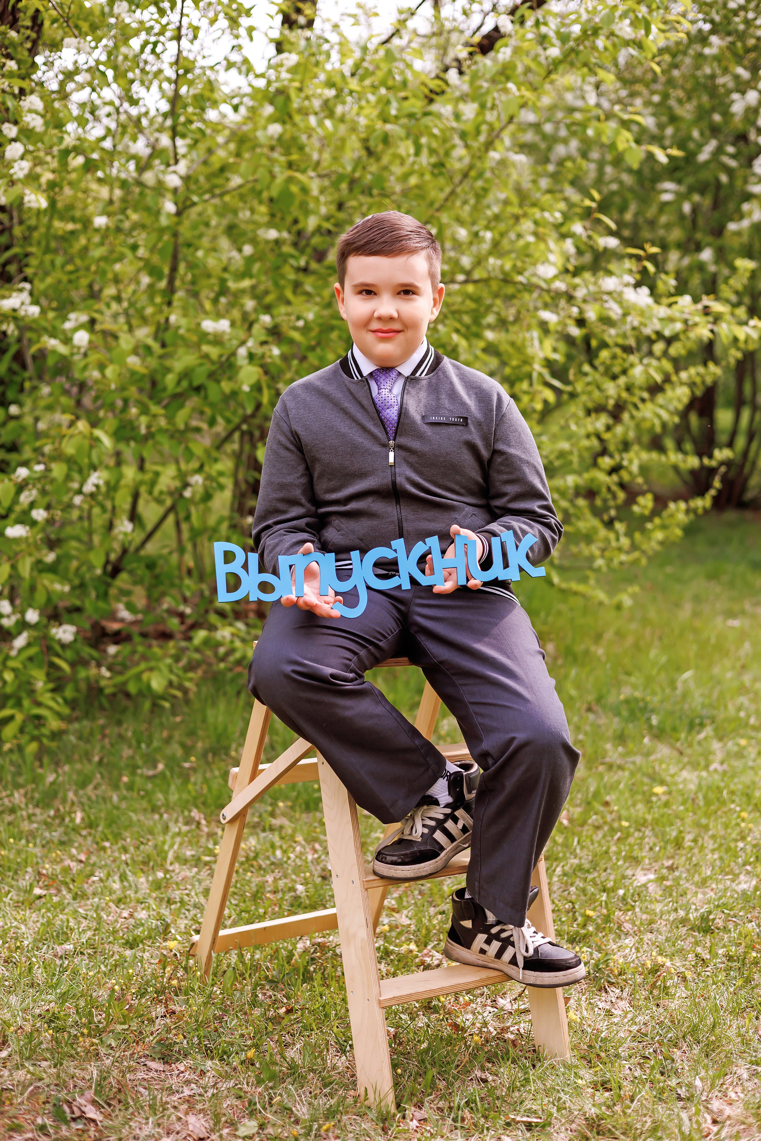 Выпускные альбомы для школьников. Олеся Пучковская фотограф, Белогорск, Амурская область