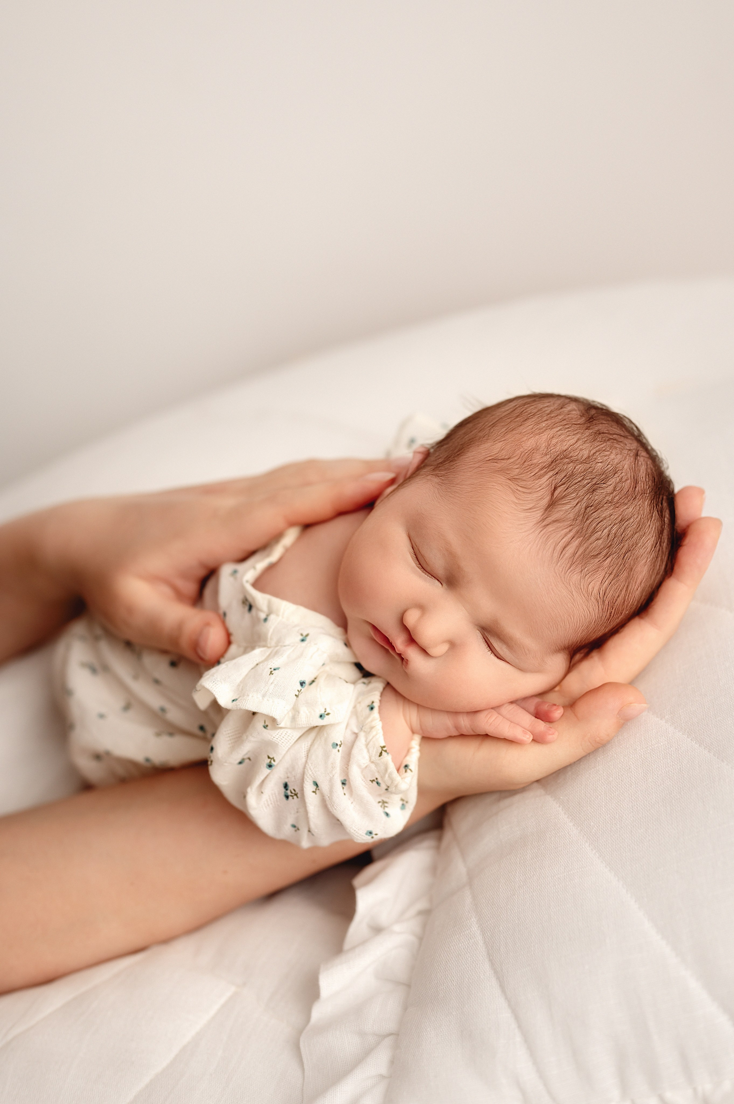 Фотограф новорожденных и детей до года в Краснодаре Ольга Гладенко