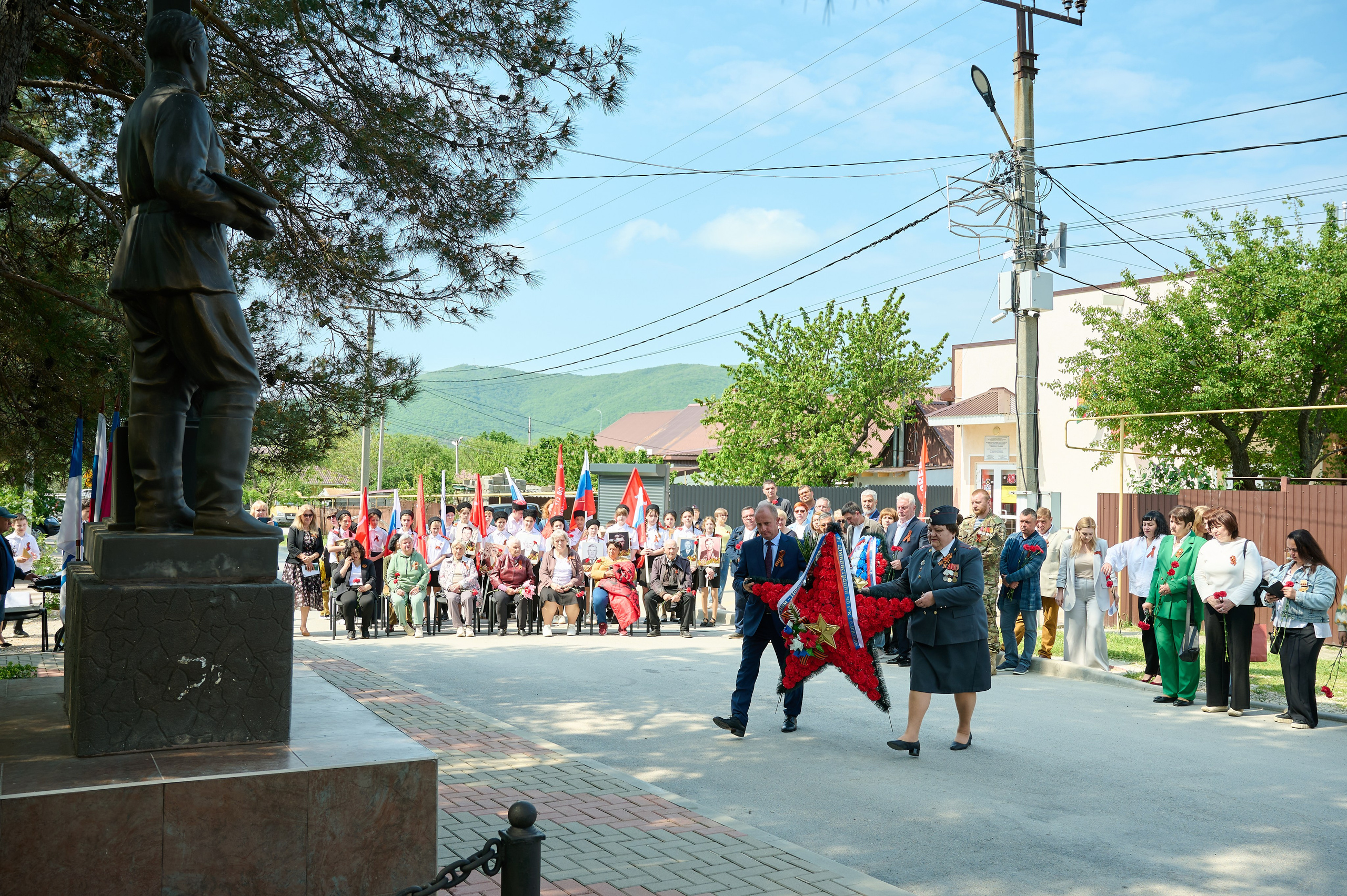 Митинг к 9 мая в с. Виноградное. Жизнь курорта Кабардинка в фотографиях