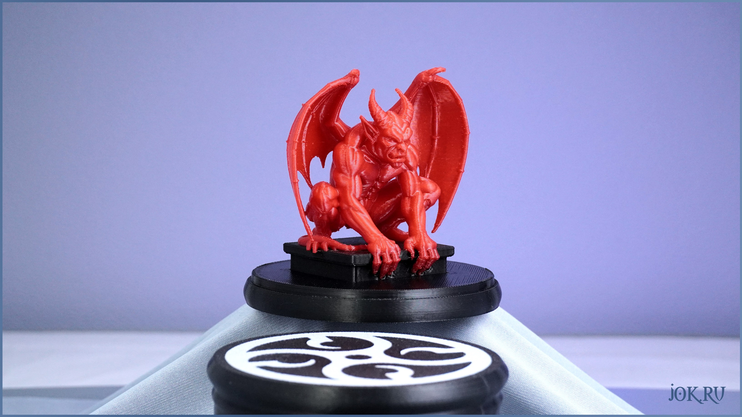 Миниатюра «Горгулья» красная, готическая скульптура, сувенир