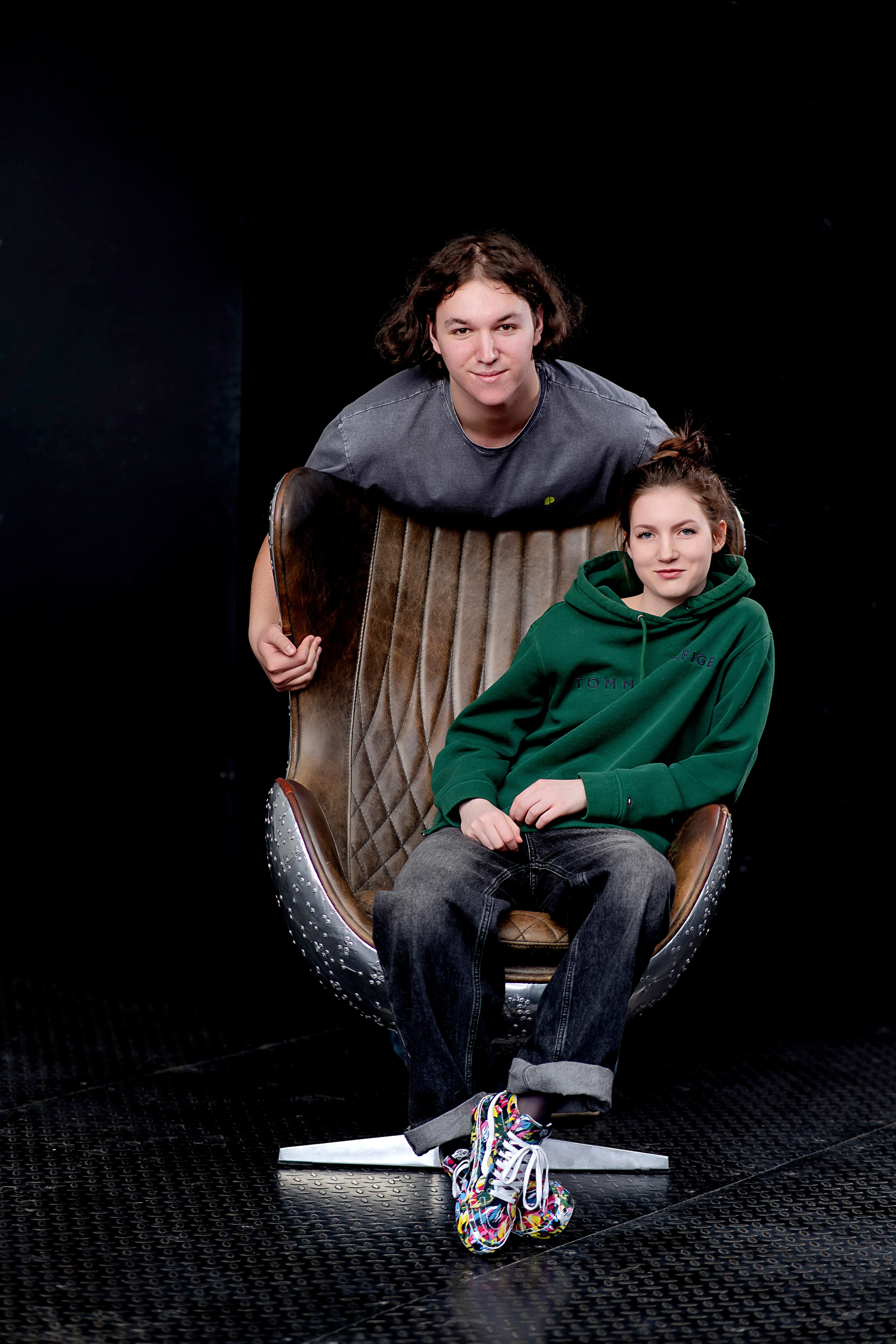 Выпускные (школьные) альбомы (книги) в Ростове-на-Дону. Современные Выпускные Альбомы в Ростове-на-Дону