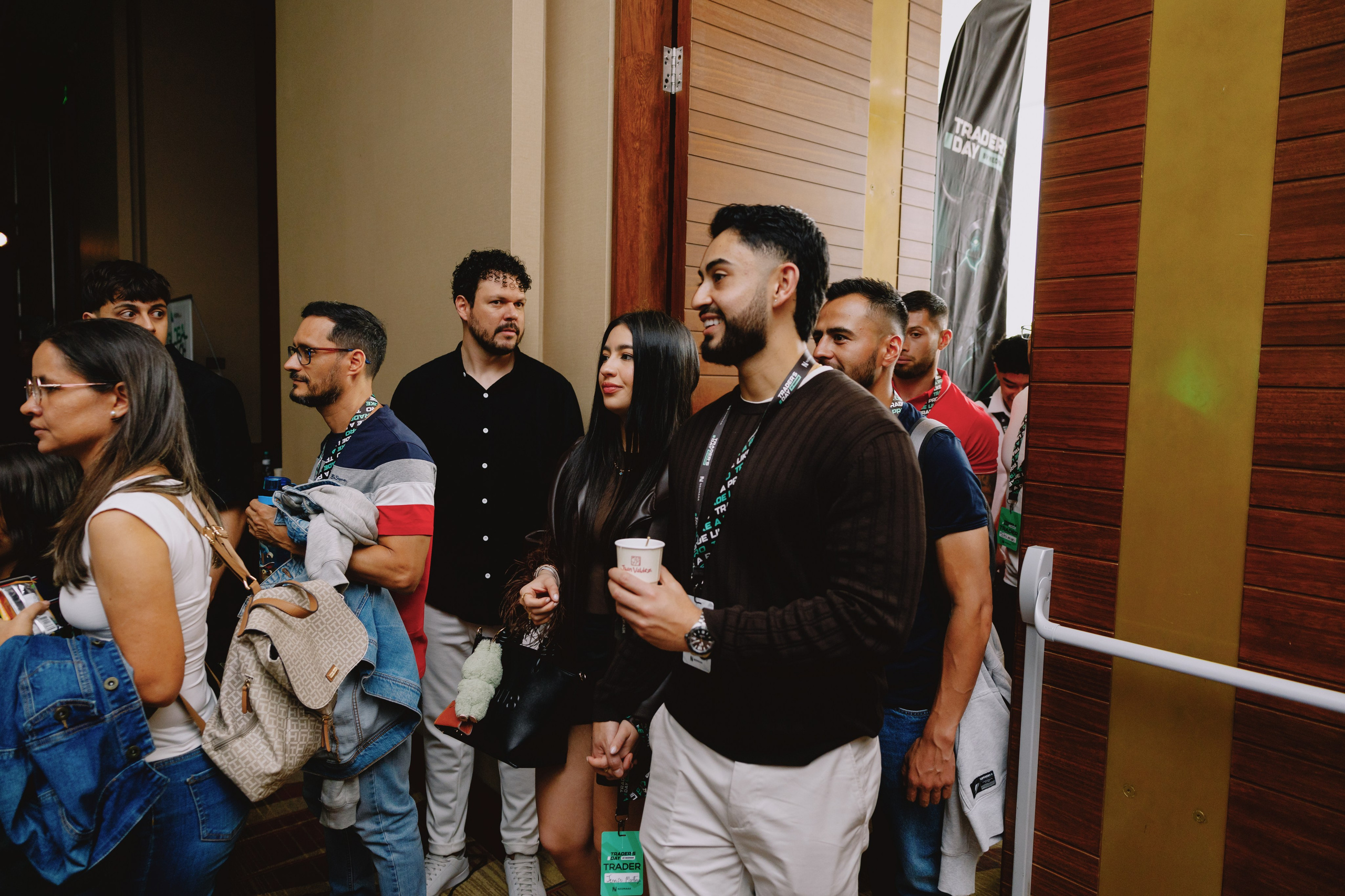 TRADERS DAY By NeomAAA Medellin. NeomAAA Funds Gallery