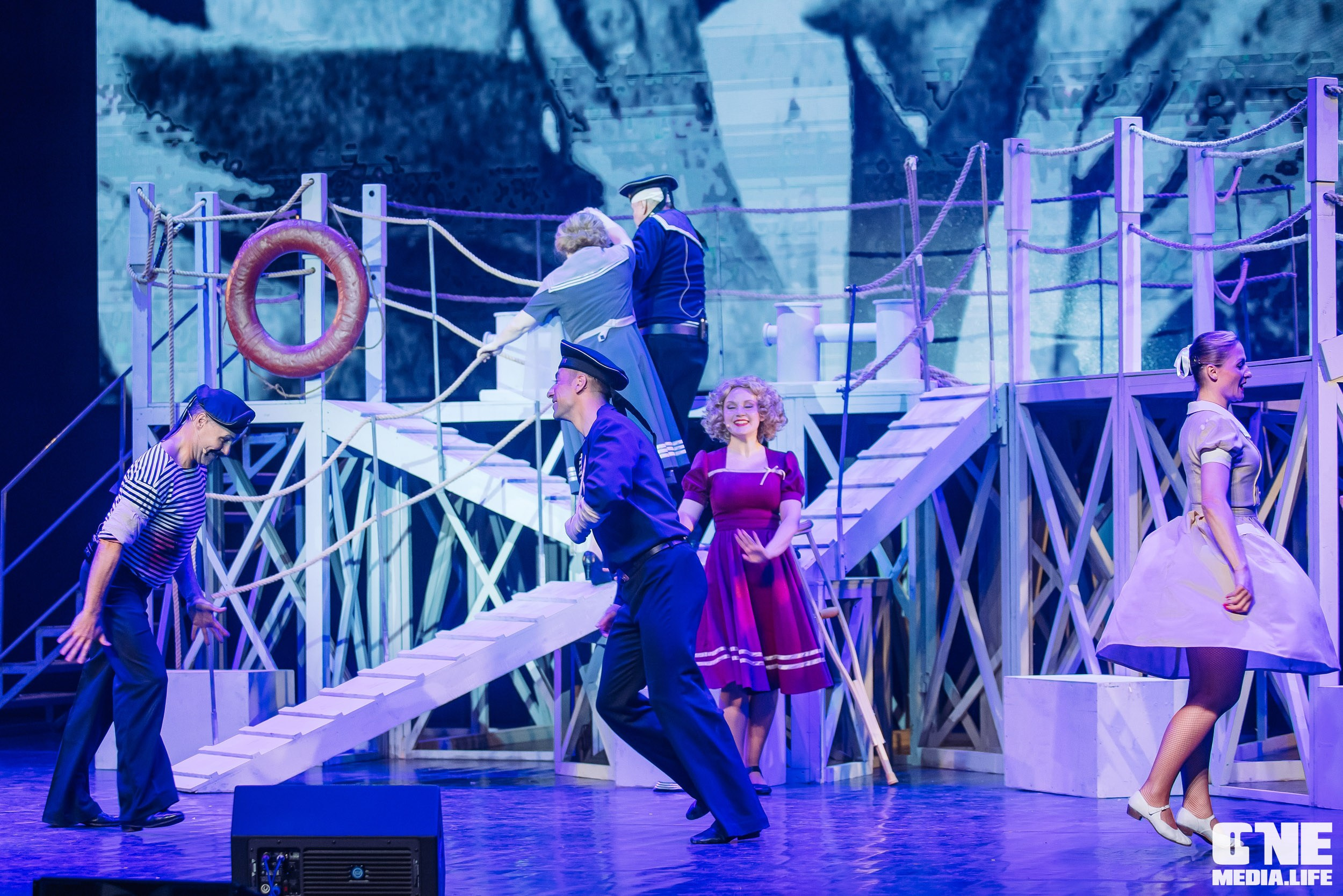 Фоторепортаж из Янтарь Холла. One Media Life: фоторепортажи, фотоотчеты с мероприятий и заведений