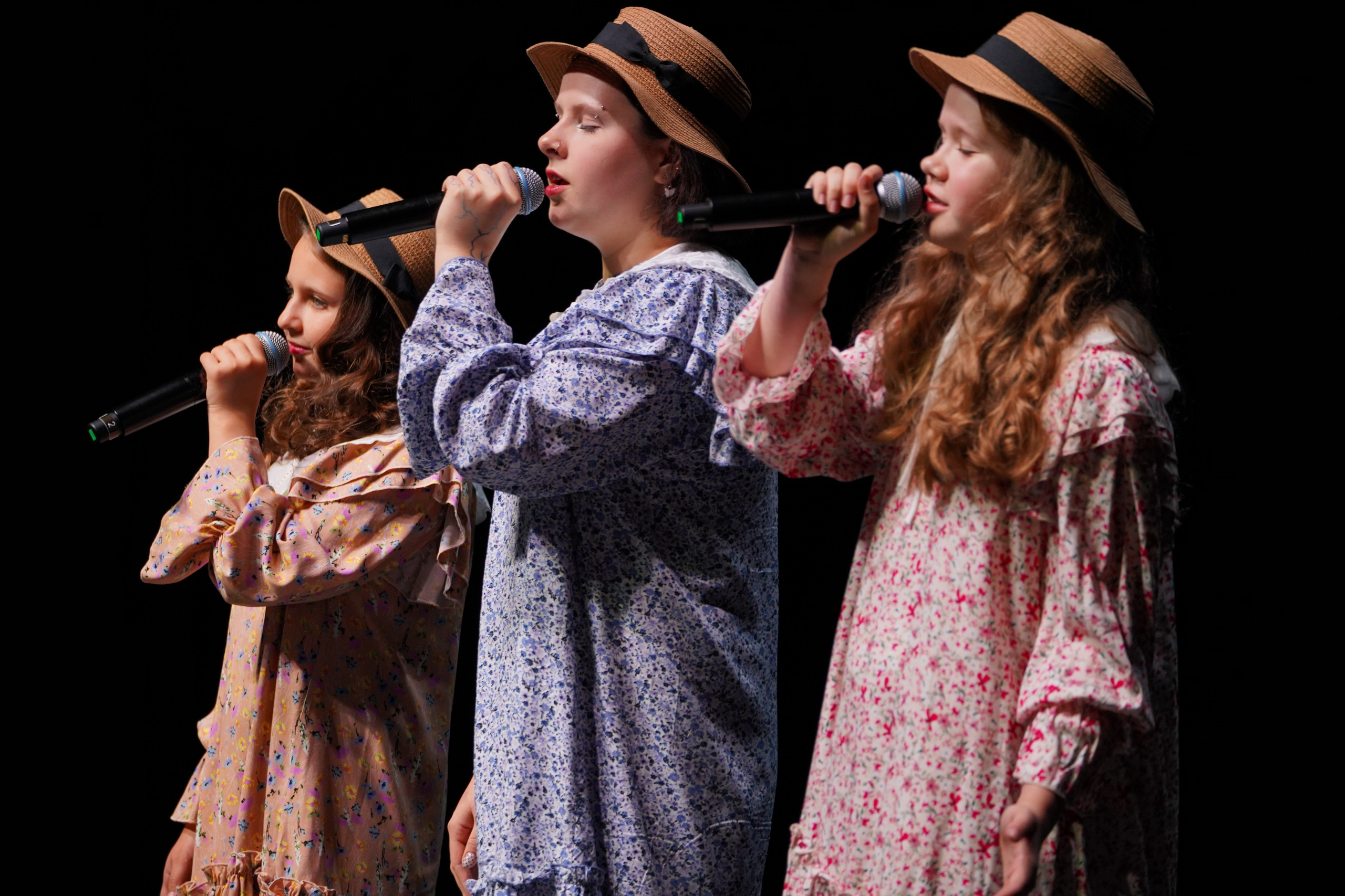 Фотосъёмка на гала-концерт, конкурсы, выступления, отчётные концерты и эвент-мероприятия. «Студия DRONAVT`s» — видеосъёмка и фотография г. Москва