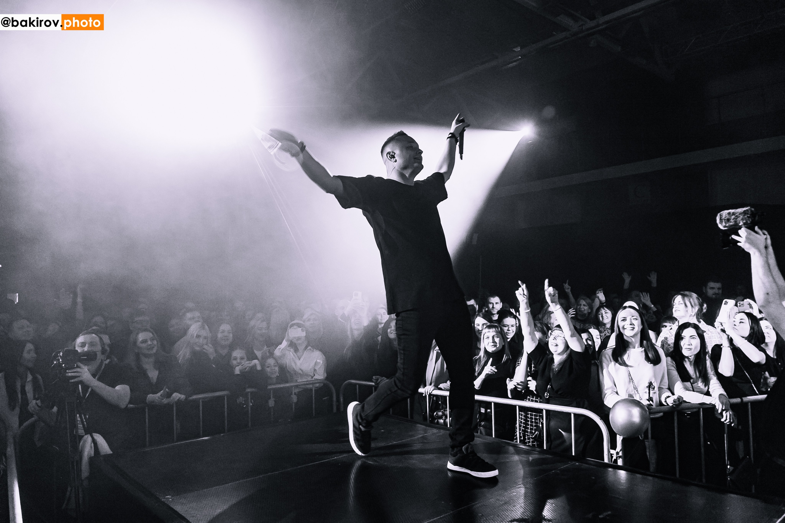25.11 Концерт Шум. Команда специалистов в мире фотографии и видео. Детский фотограф, семейный фотограф