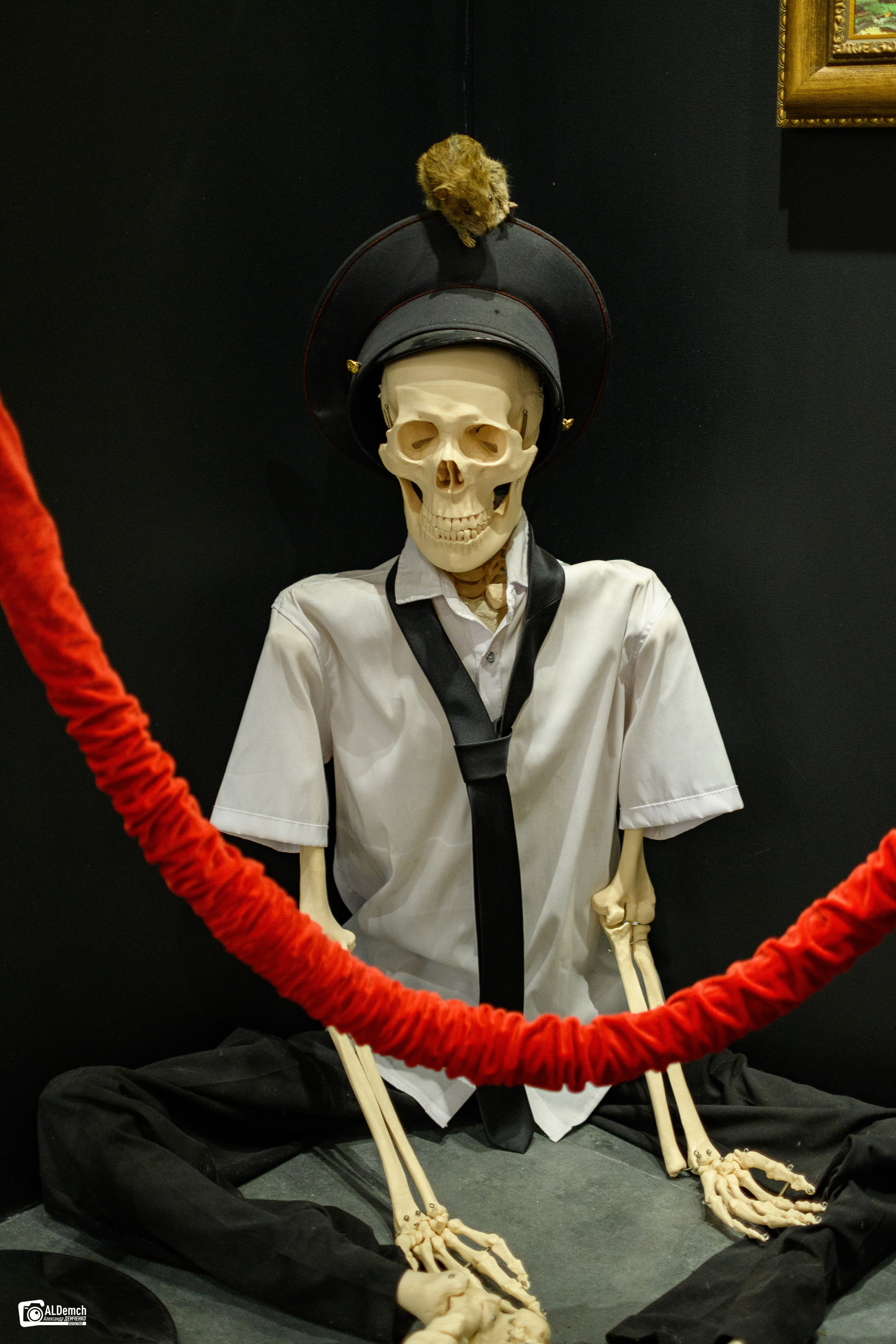 Фотографии с выставки «Найти Бэнкси» в Москве