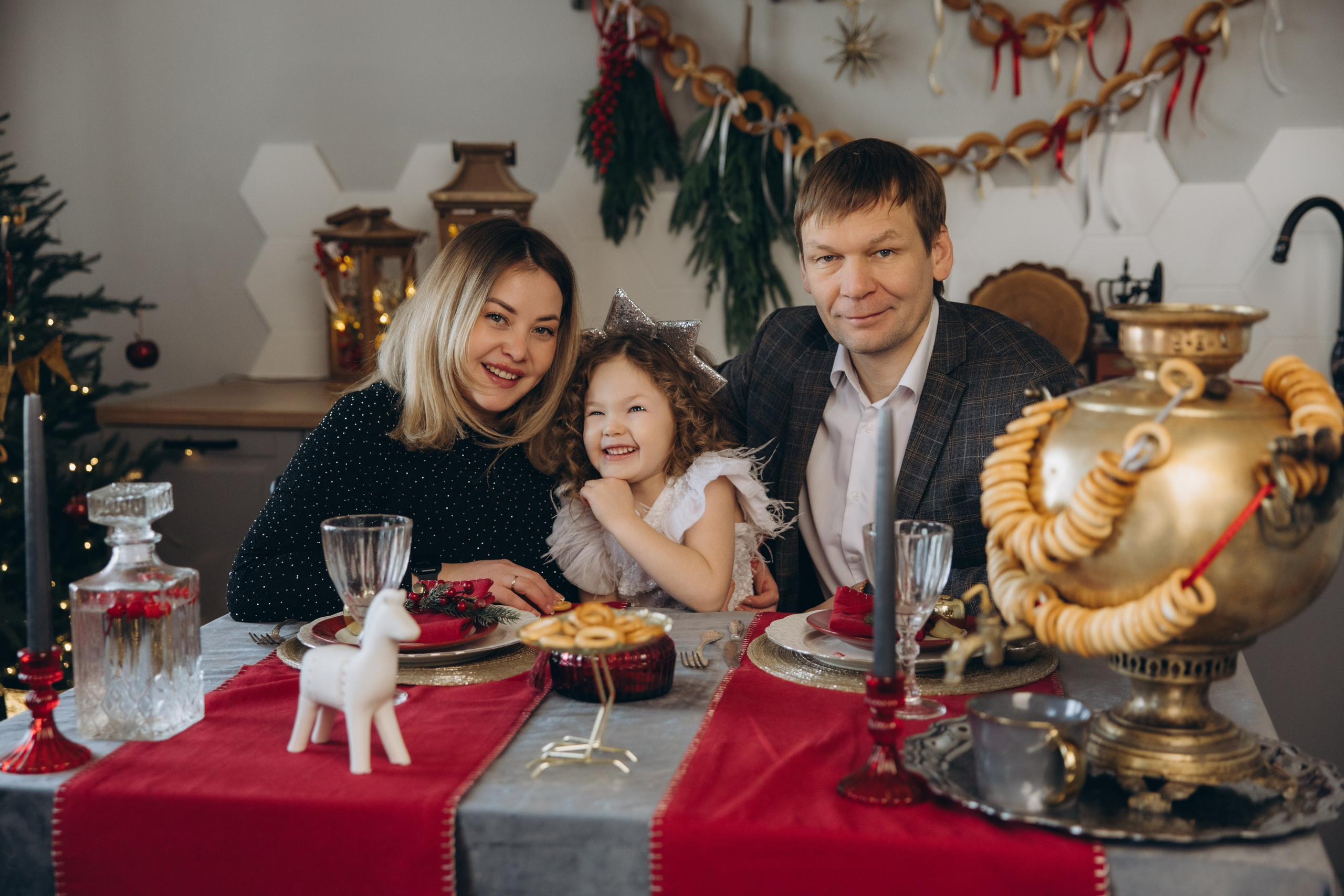 В фотостудии Луна. Свадебный, семейный фотограф в Иркутске Светлана Макаричева