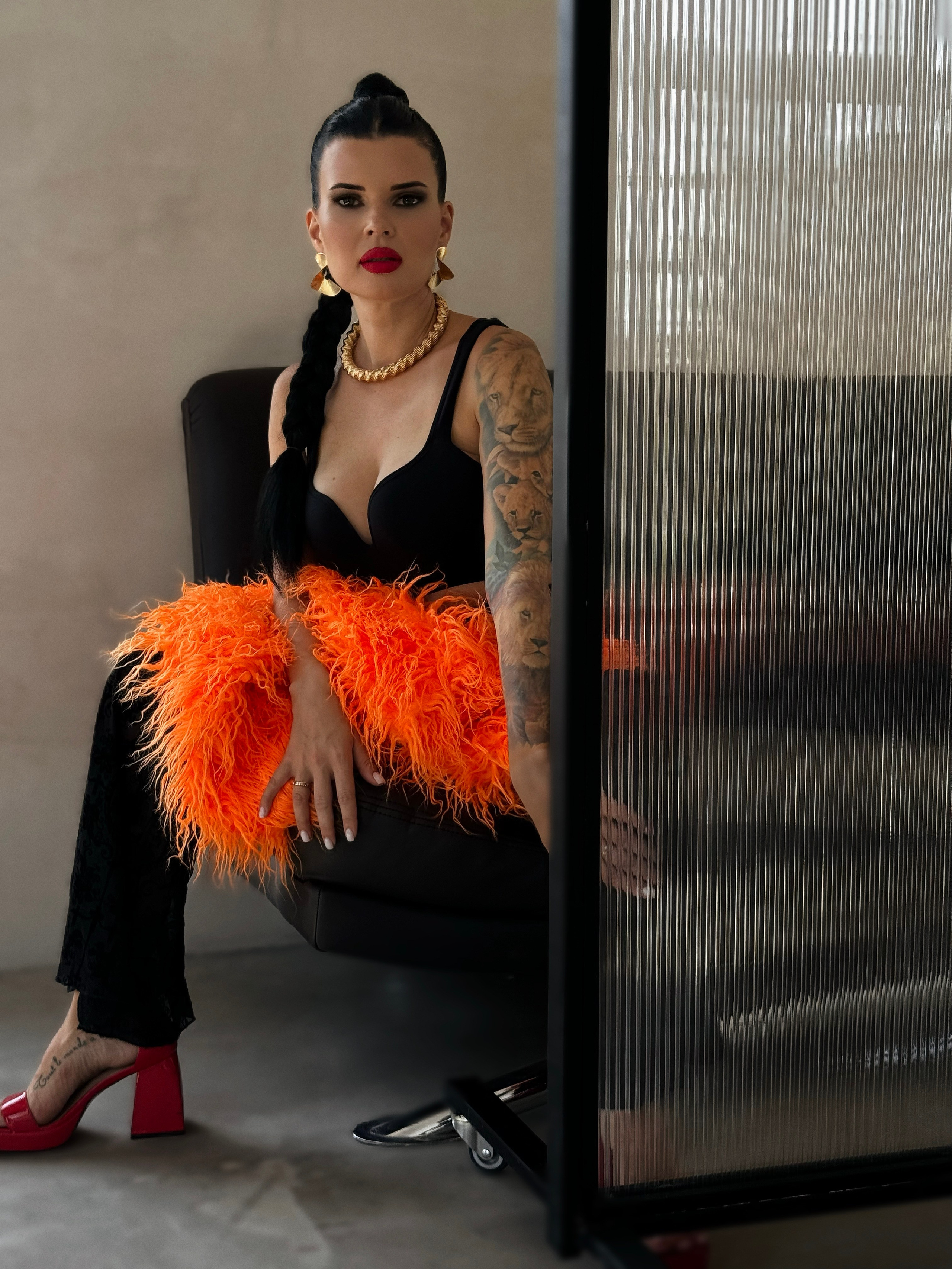 Контент-мейкер и лайф-терапевт