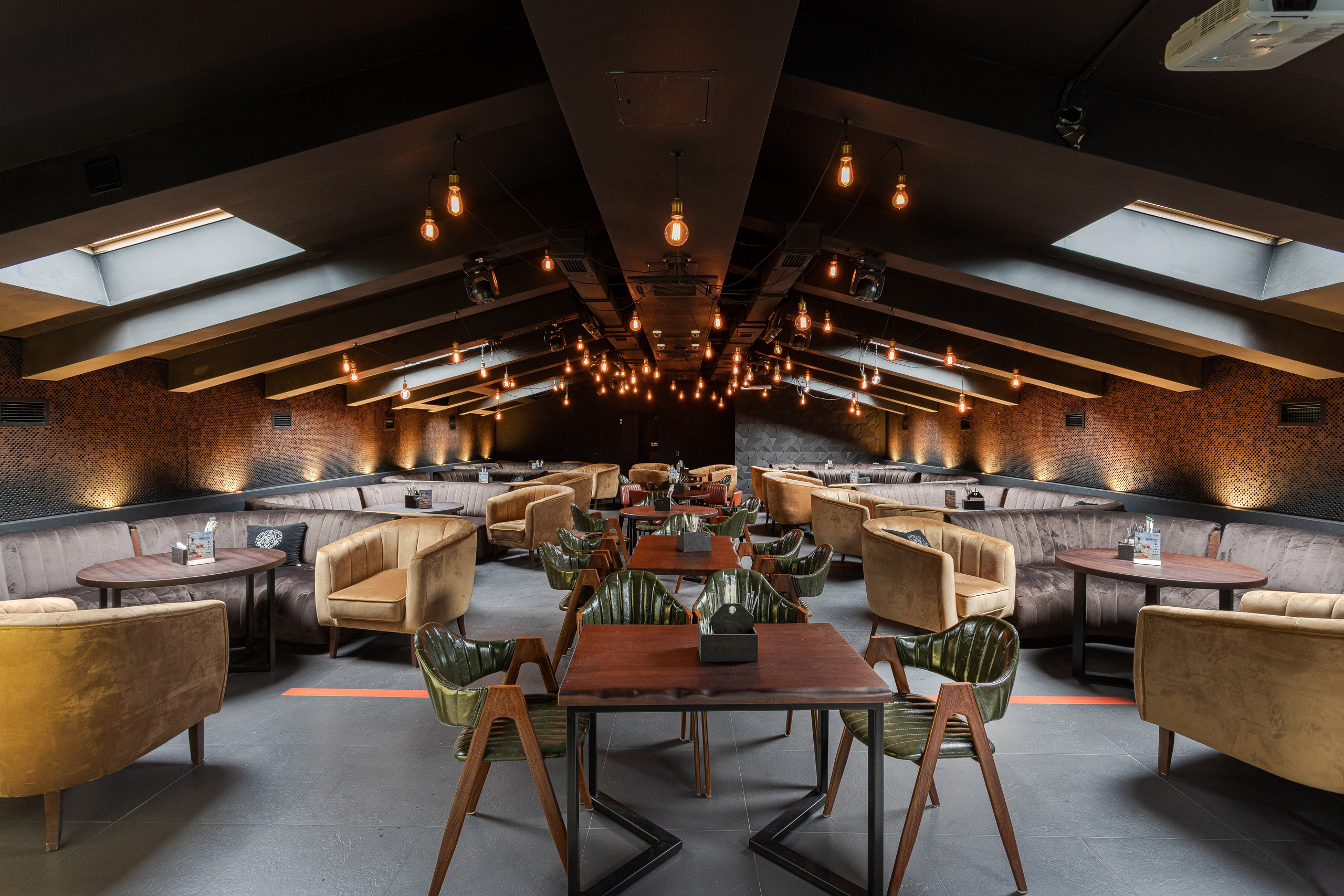 Съёмка для ресторанов: интерьер, меню и фуд-контент | Фото и видео для ресторанов | ZPROD. Фото и видеосъемка | продакшн студия ZPROD