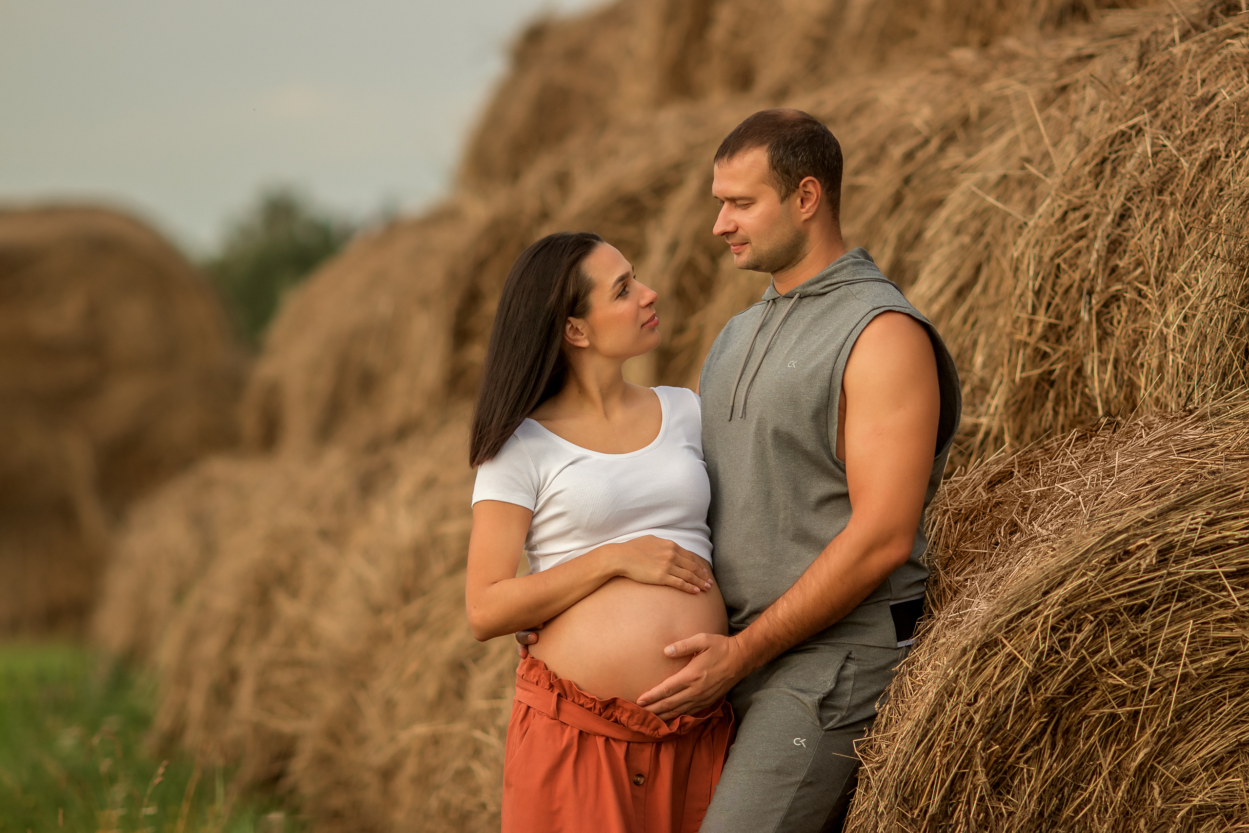 Фотосессии в стогах. Семейный и детский фотограф в Ярославле Абрамов Артём