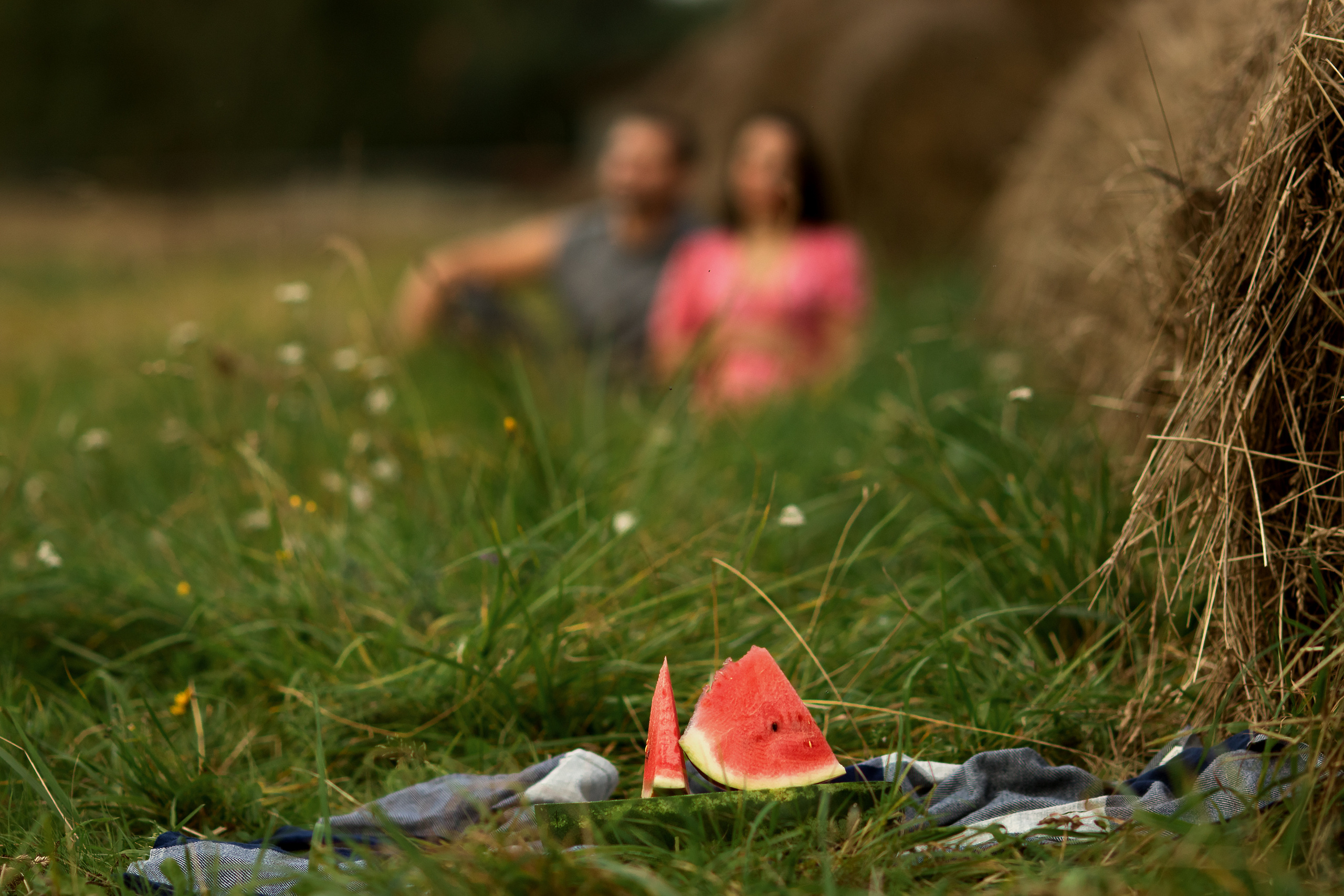 Фотосессии в стогах. Семейный и детский фотограф в Ярославле Абрамов Артём