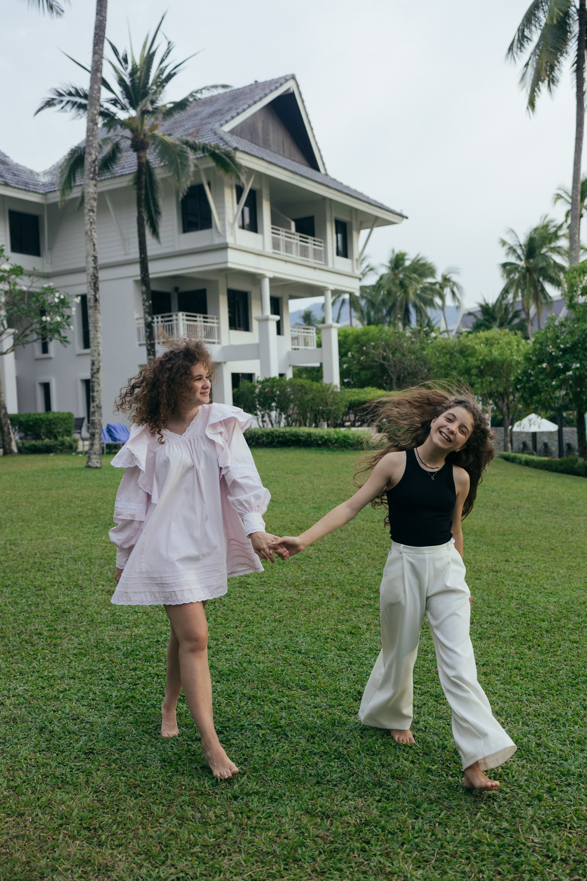 Family photoshoots in Bangkok, Thailand. Fedor Lemeshko — Destination Wedding and Family Lifestyle photographer