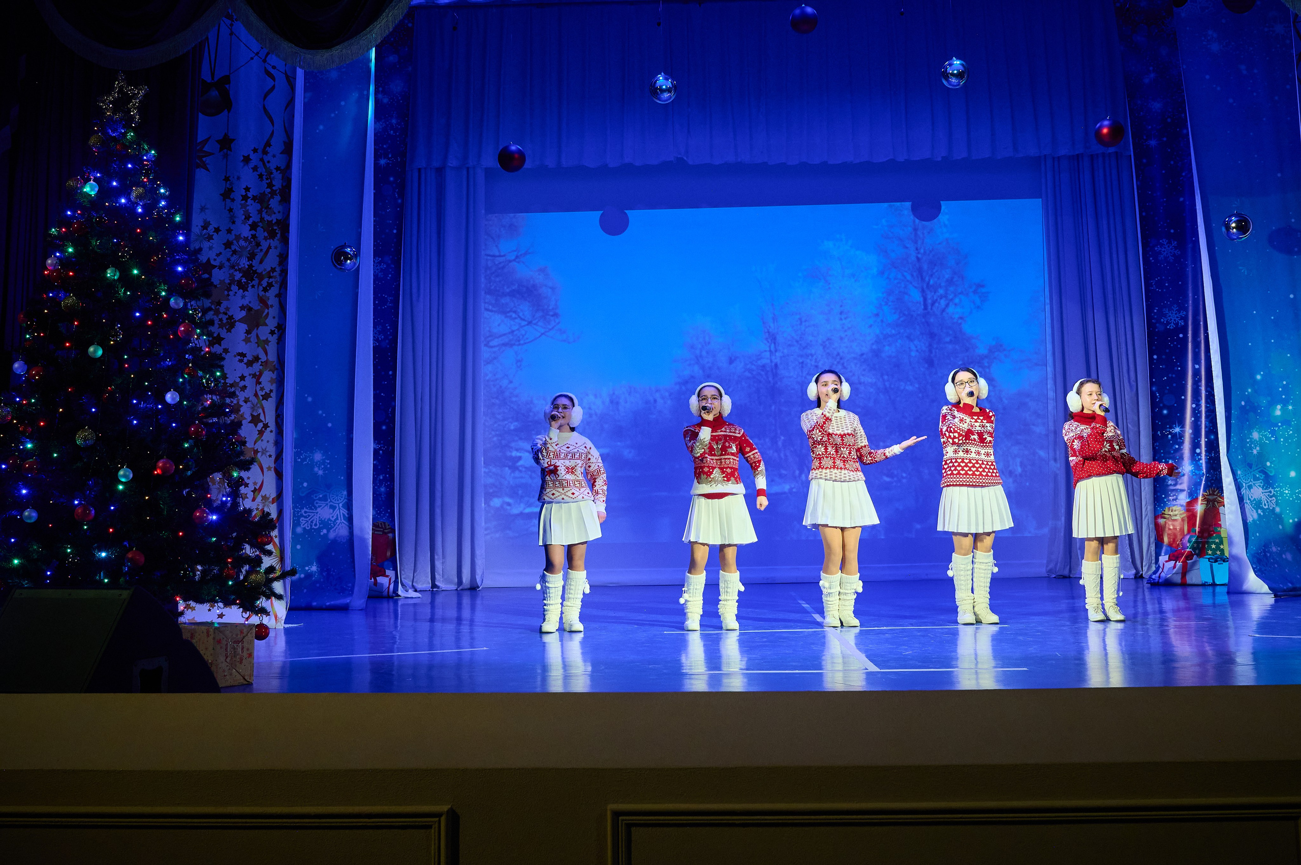 Коцерт НГ В ДК Марьина Роща. Жизнь курорта Кабардинка в фотографиях