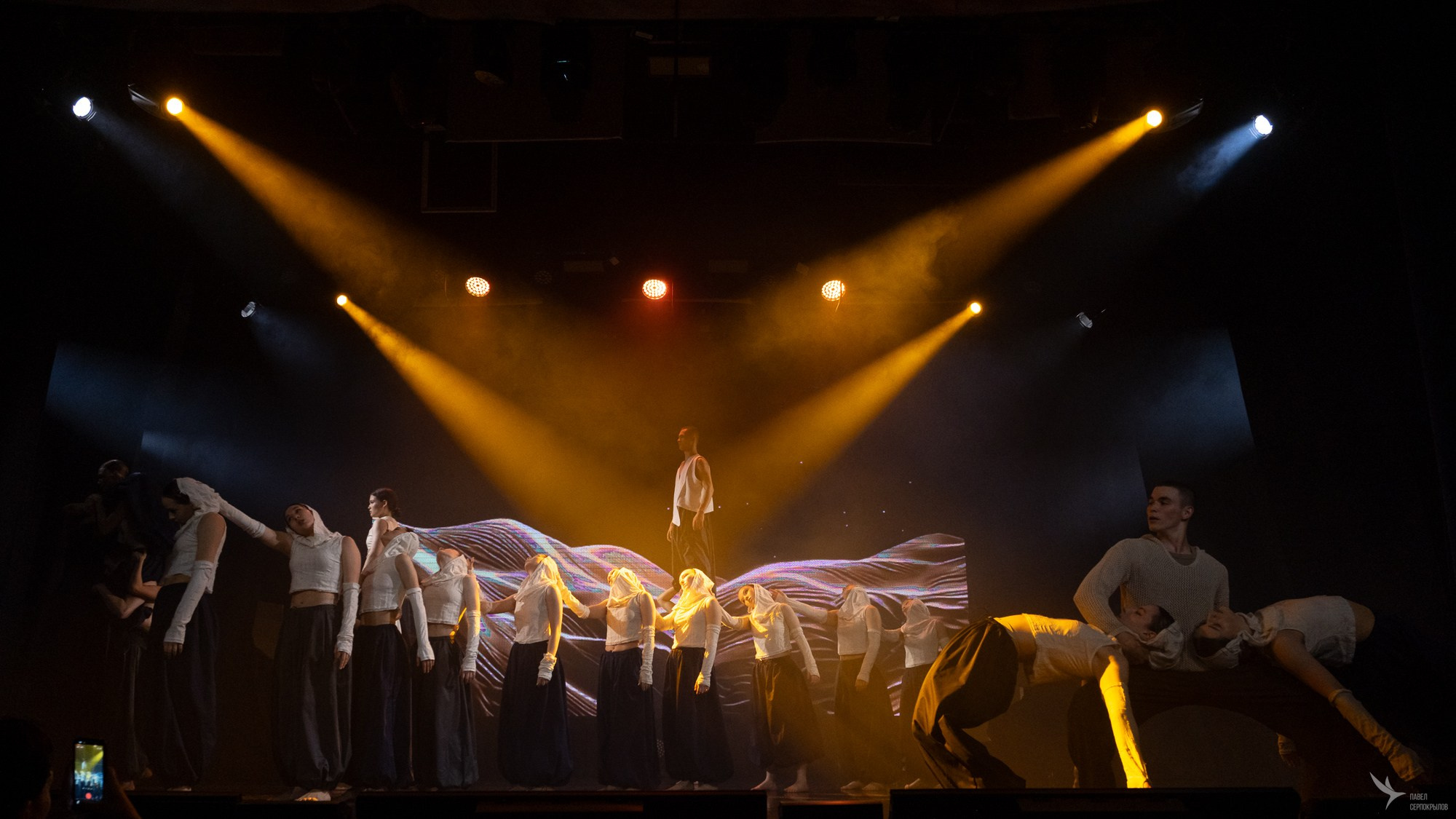 Пластический спектакль команды СЕВЕР «Голос ветра. Молчание мрамора». Репортажный фотограф в Казани Павел Серпокрылов