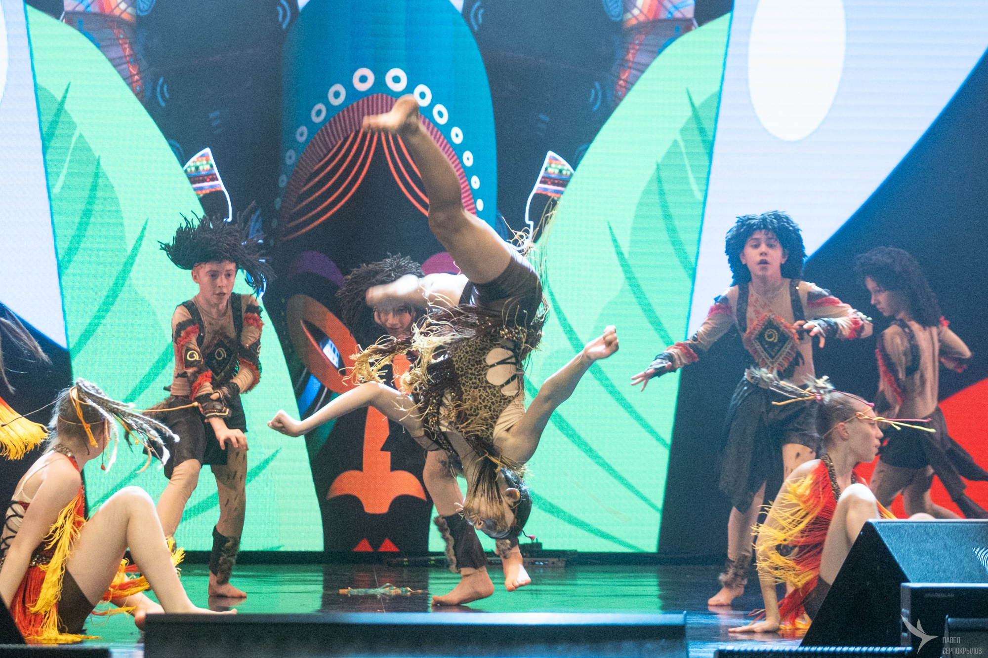 Юбилейный концерт студии эстрадного танца «Изумрудный город». Репортажный фотограф в Казани Павел Серпокрылов