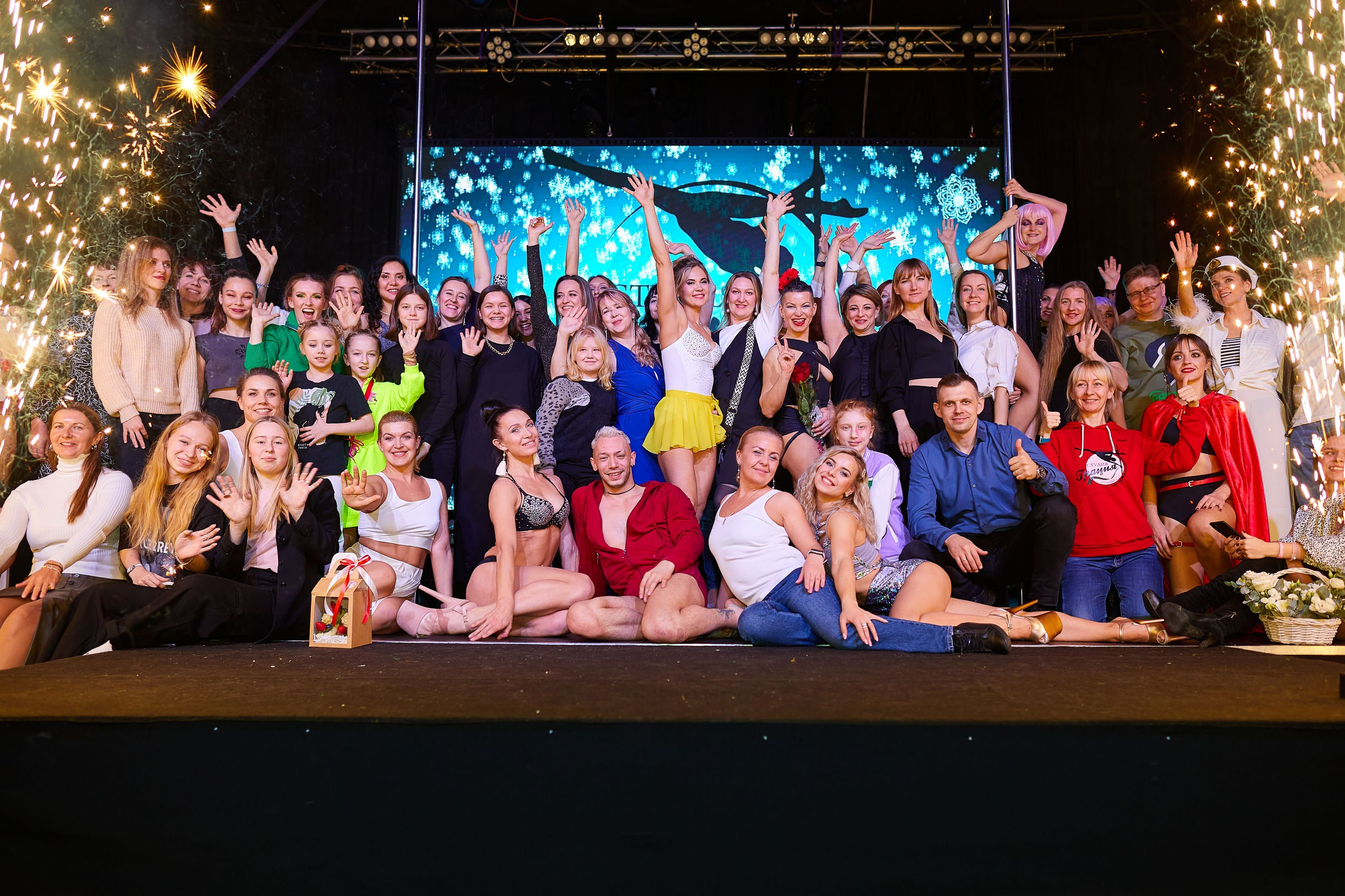 Анонс фоторепортажа с Концерта Грация. POLE DANCE. Photographer for business Mikhail Semenov. Aqua photo studio, photo school