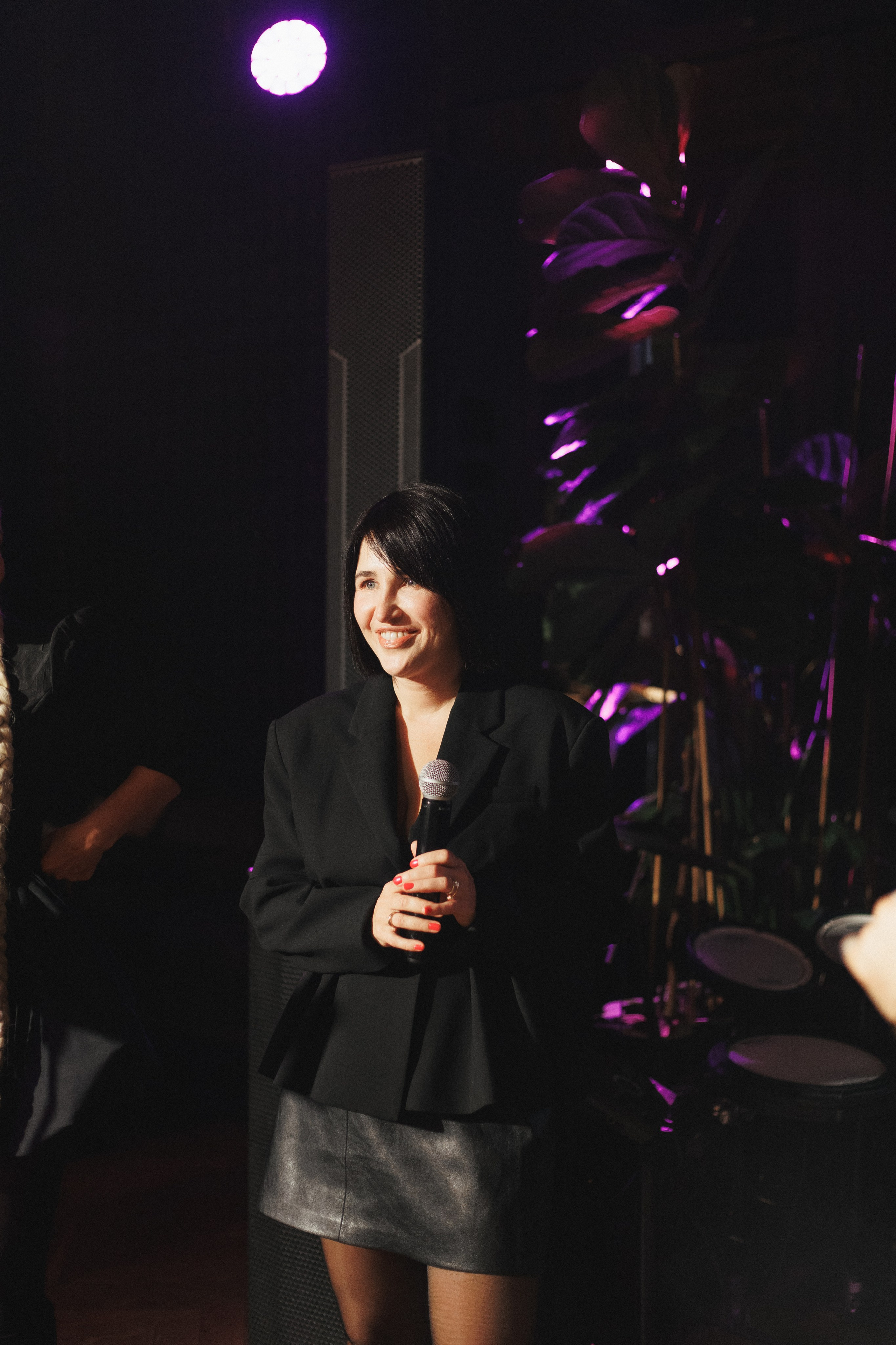 B.DAY PARTY ЖУРНАЛА •G. СВОИ. ФОТООТЧЕТЫ-СОБЫТИЯ-МЕСТА