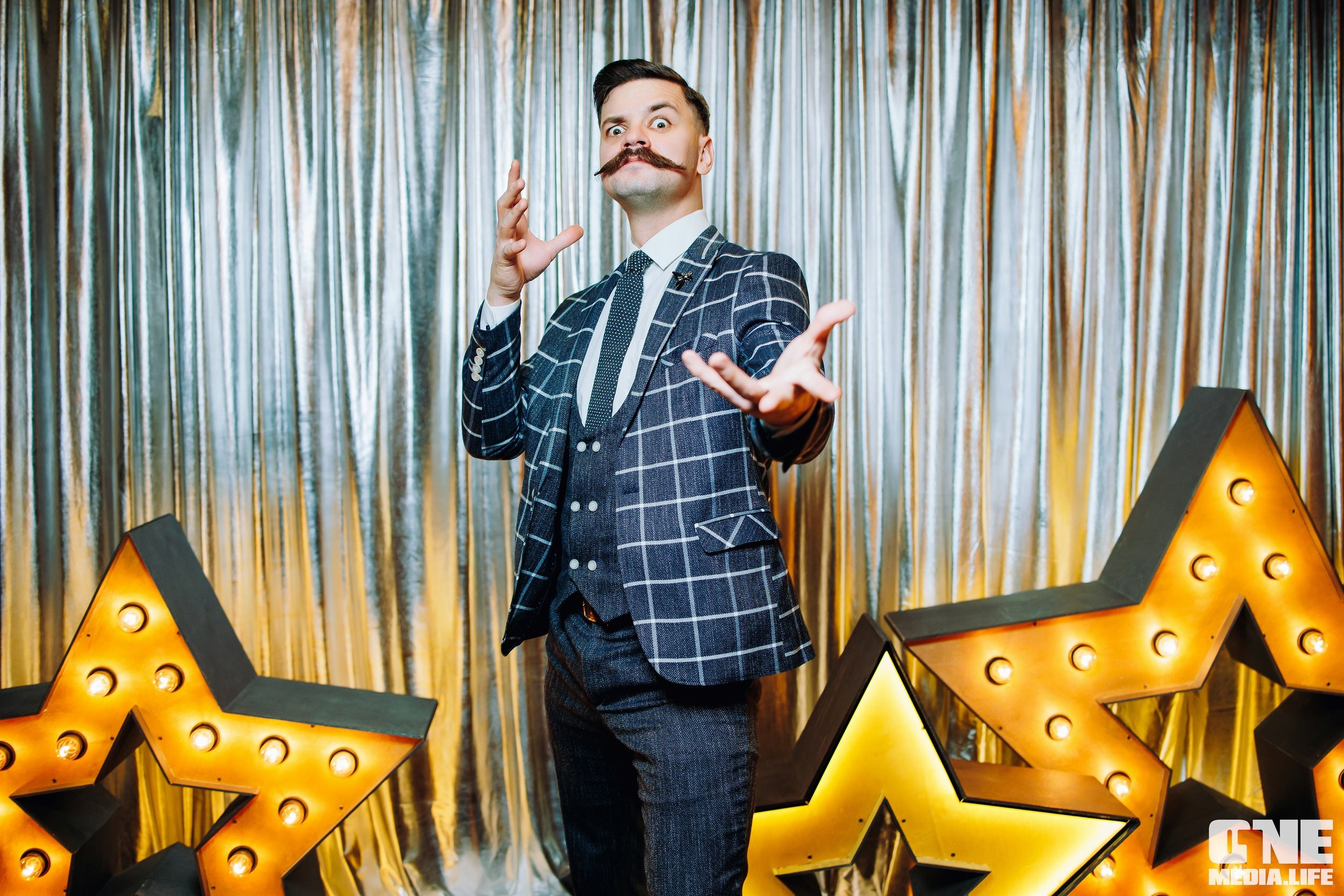 Новогодний Огонёк от Верю в Чудо. One Media Life: фоторепортажи, фотоотчеты с мероприятий и заведений