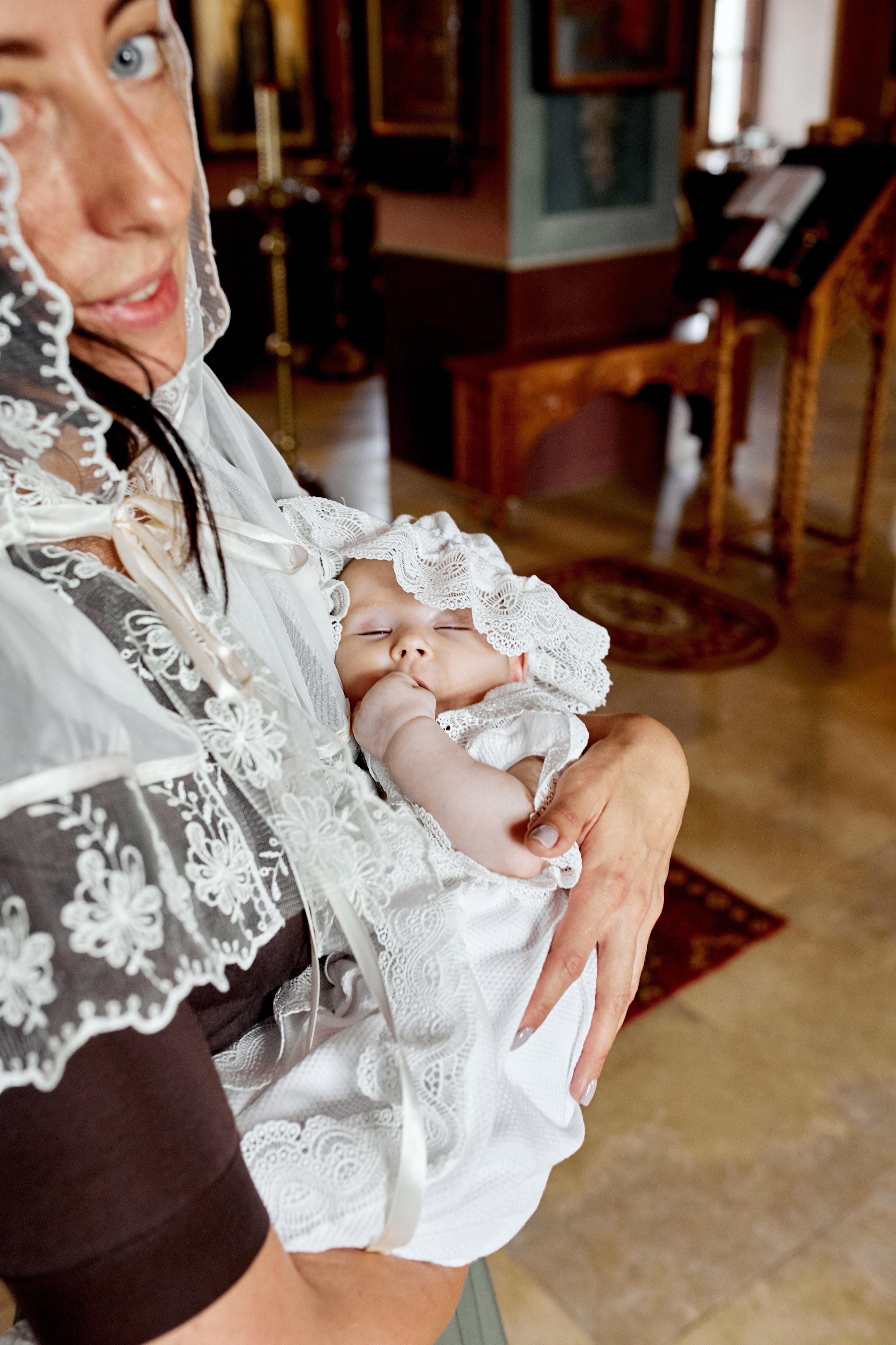 Фотограф на крещение в Москве, заказать услуги проф фотосъёмки — Цены и стоимость услуг фотосъёмки крещения