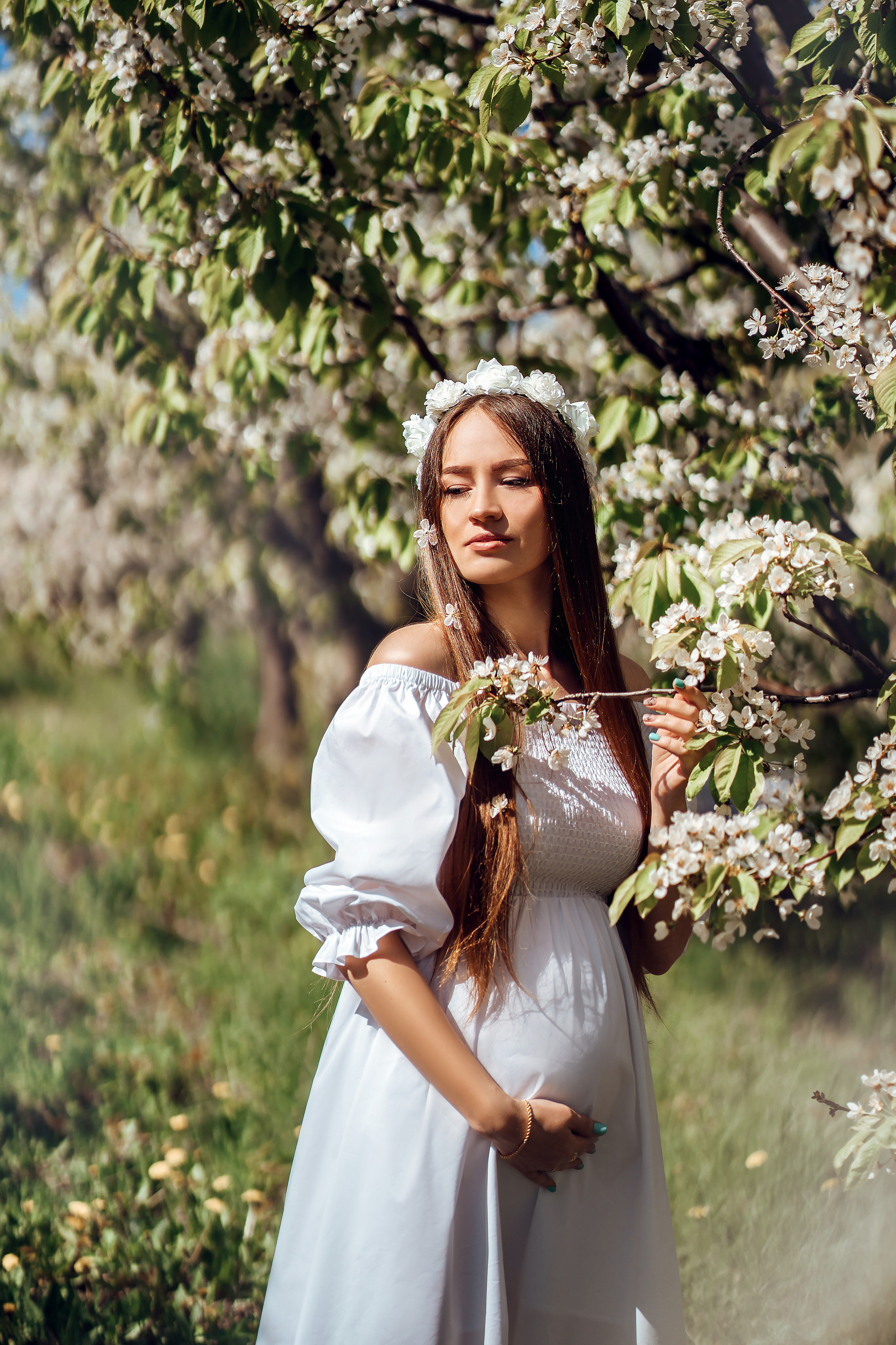 Фотосессия Виктории в Яблоневом саду. Семейный и детский фотограф в Ростове-на-Дону Екатерина Шевченко