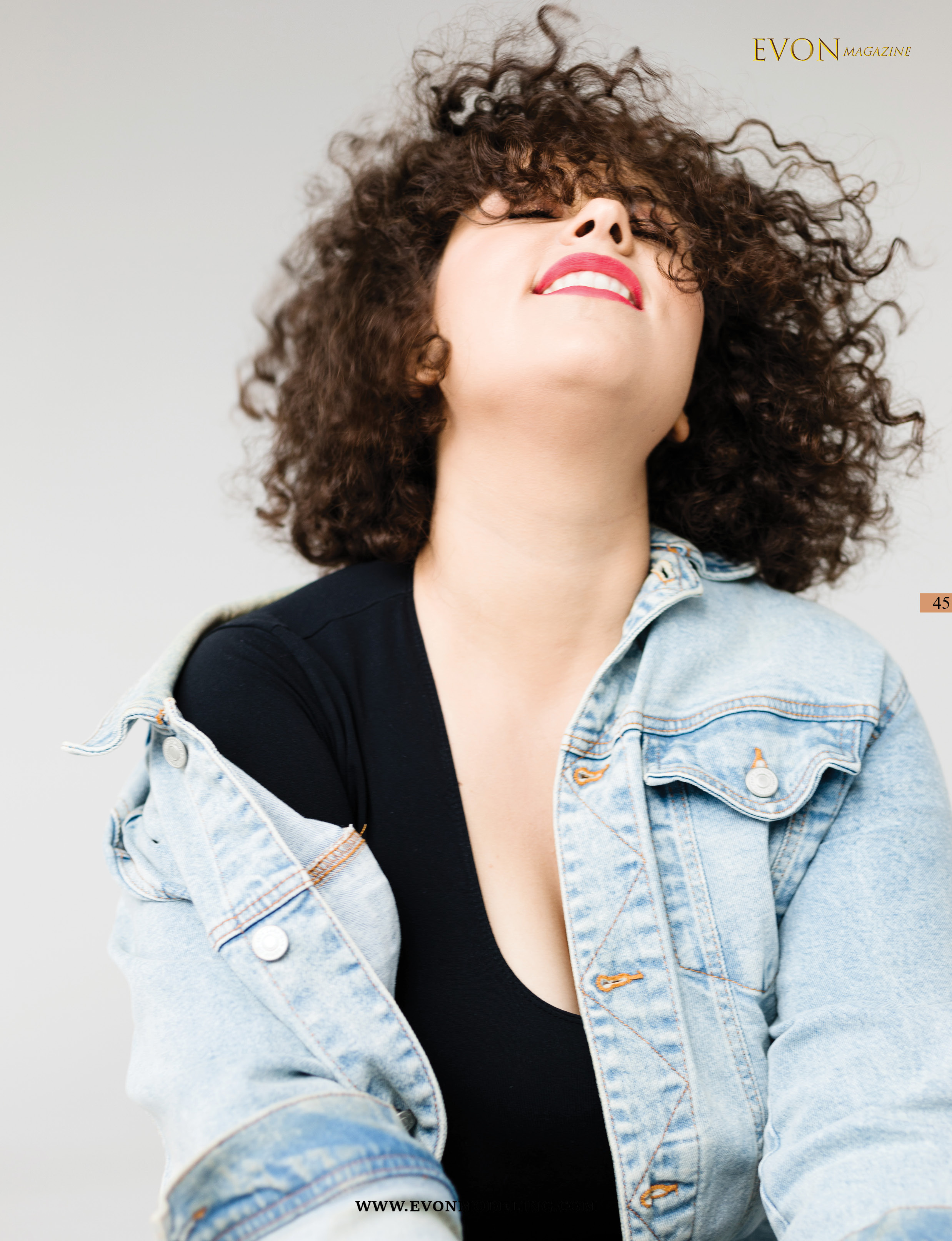 Публикации. Фотограф-видеограф для женщин в Черногории Резник Марина