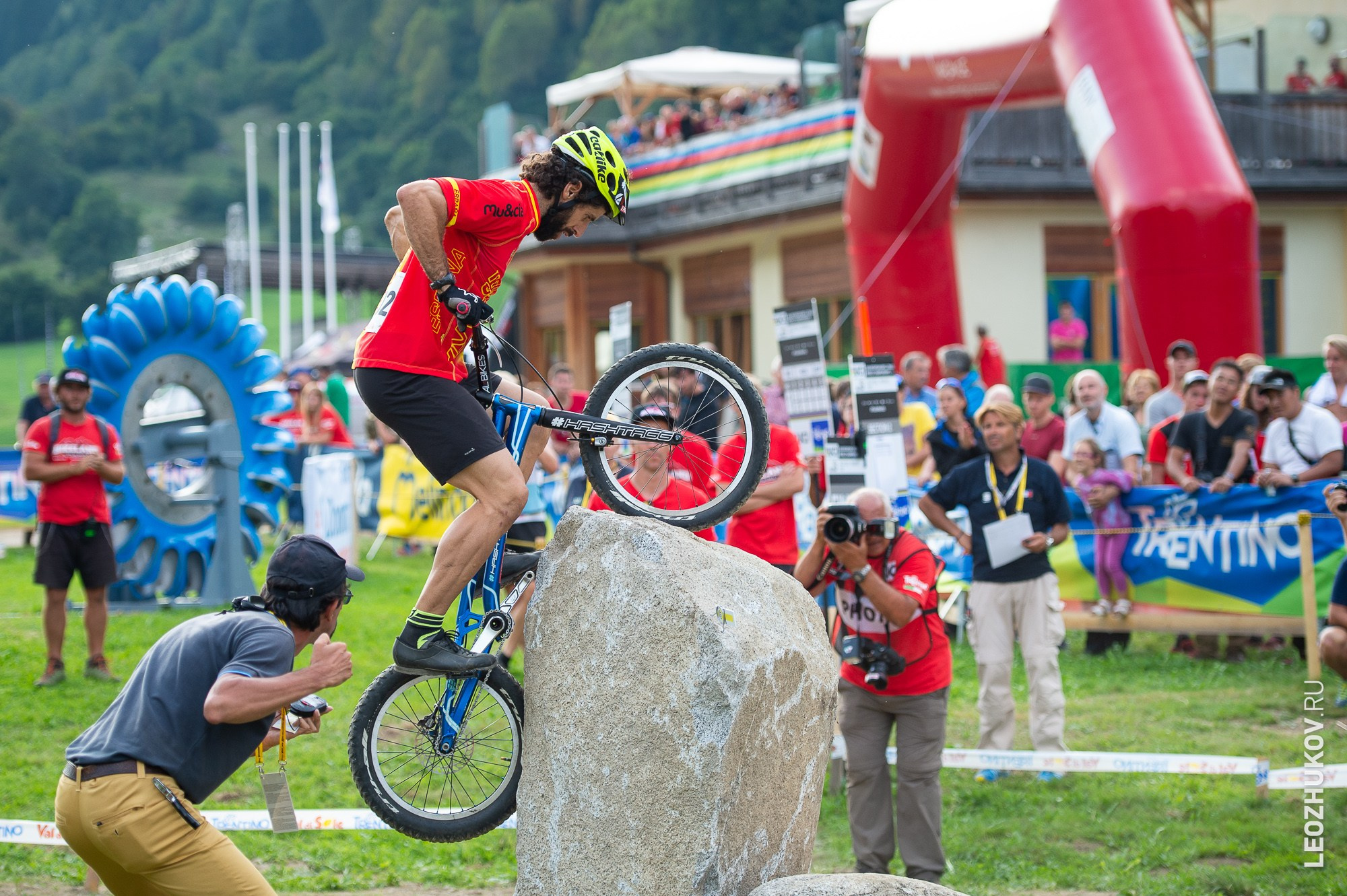 UCI Trials World Championships 2016 — finals. Sports photographer Leonid Zhukov