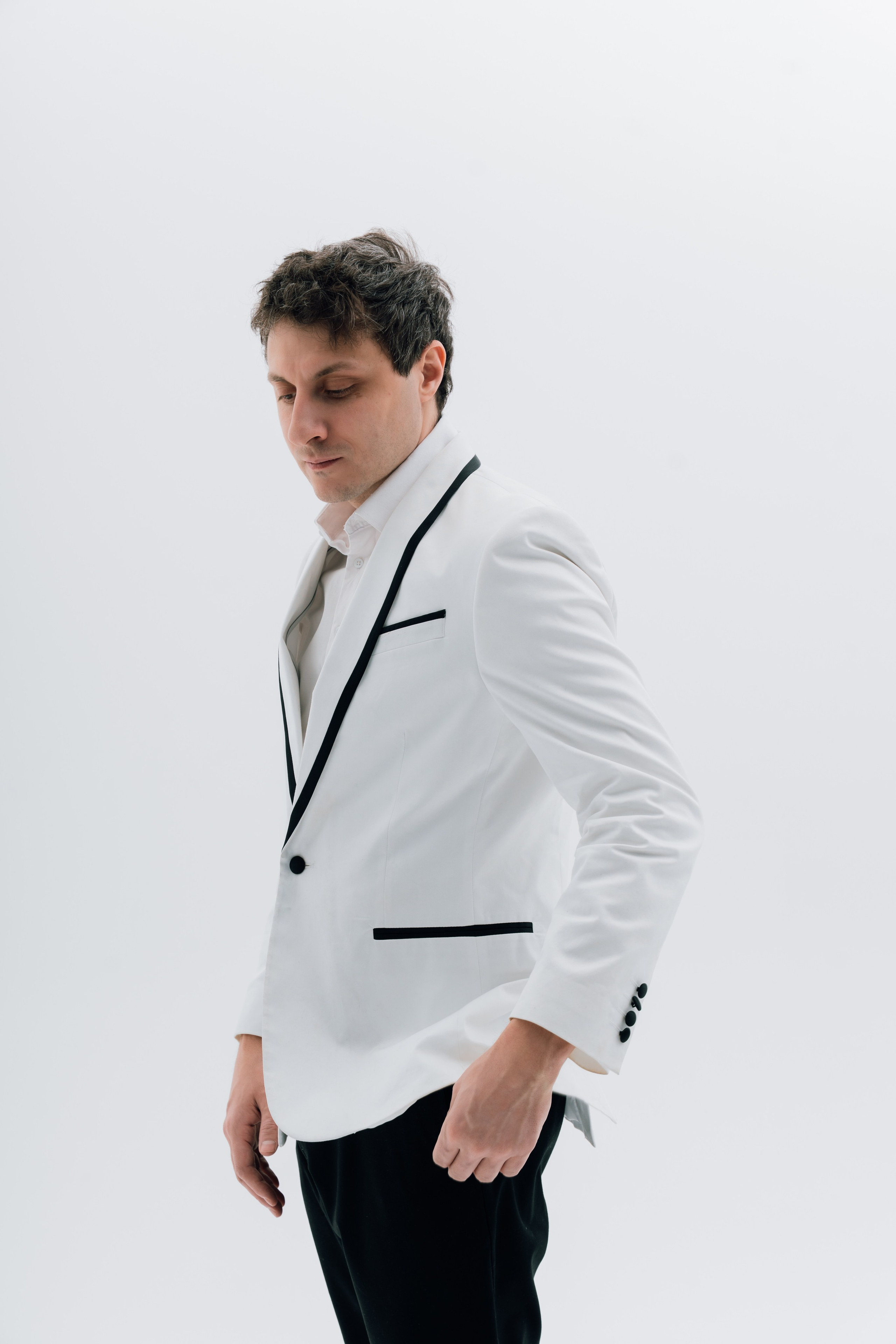 Ведущие мероприятия 1+1