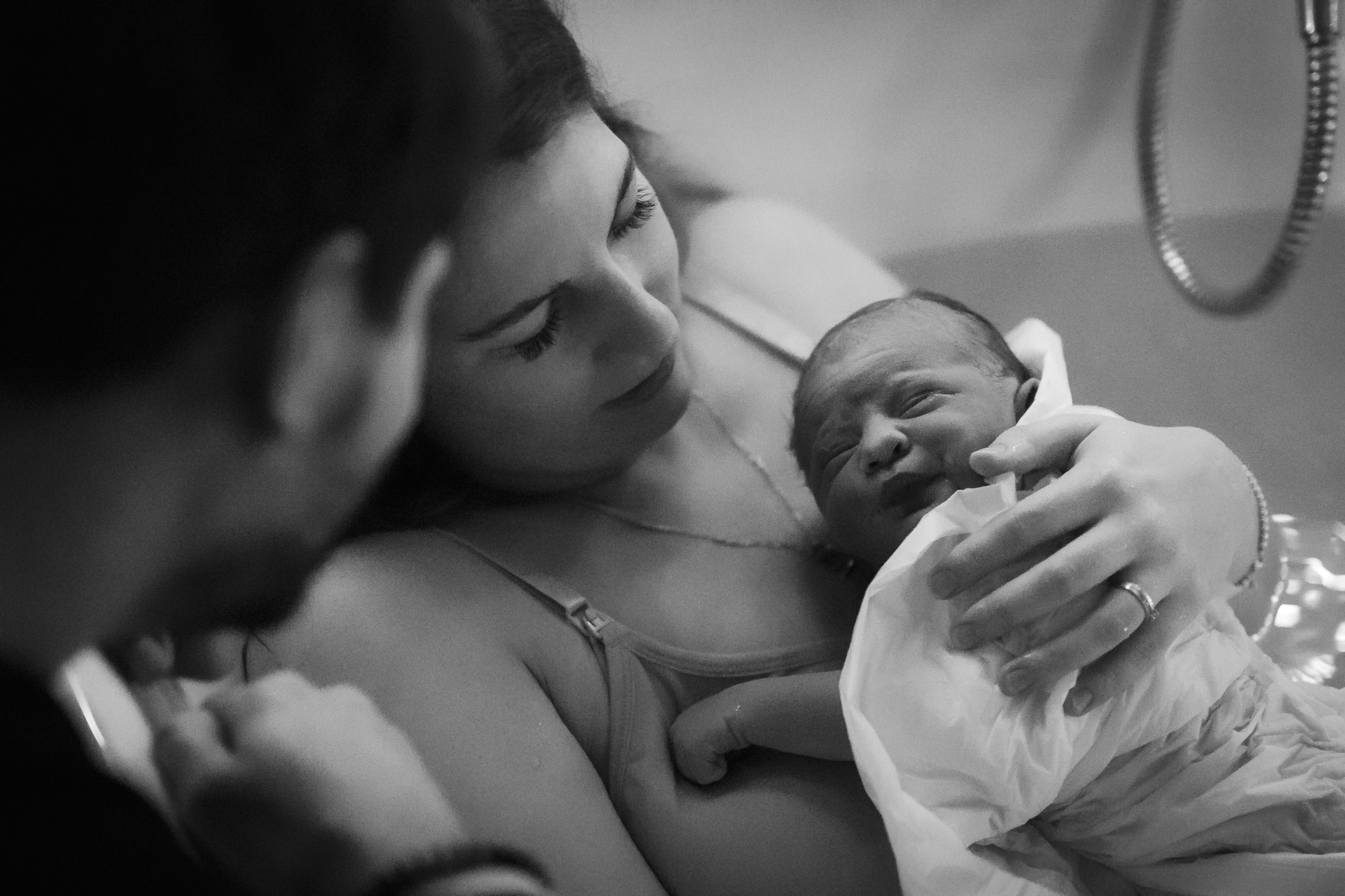 Видео рождения. Яна Кром Фотограф ньюборн в Москве