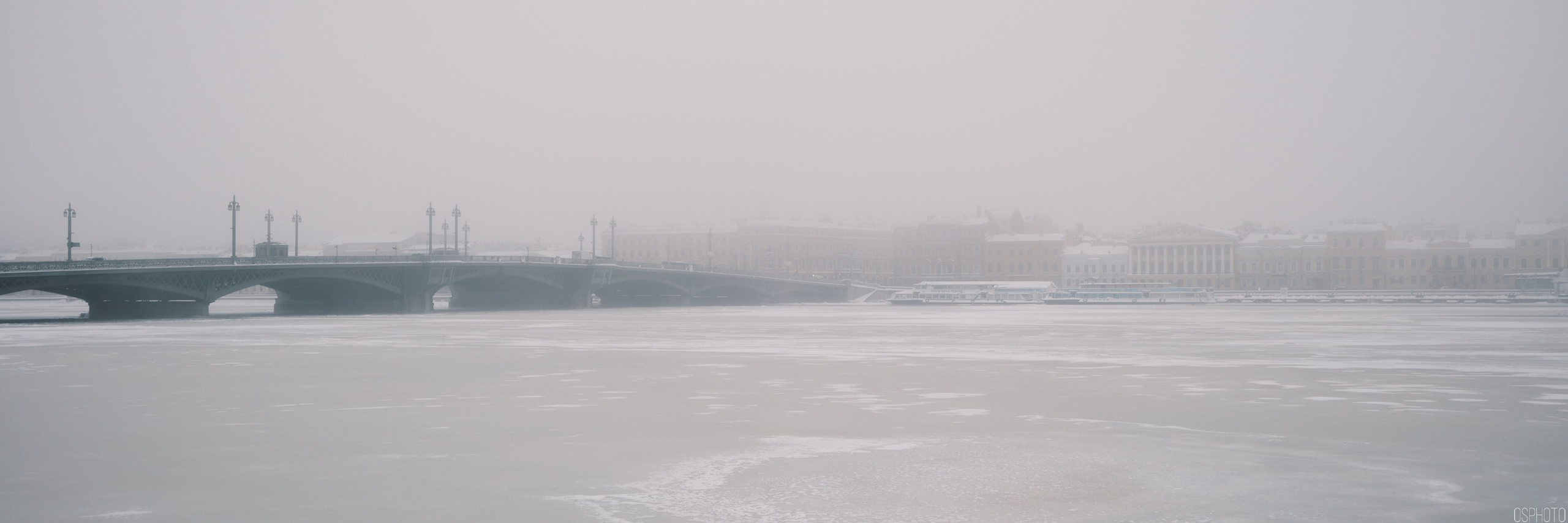 Снег и туман в Санкт-Петербурге. Фотографъ Сергѣевъ. Поймать мгновеніе