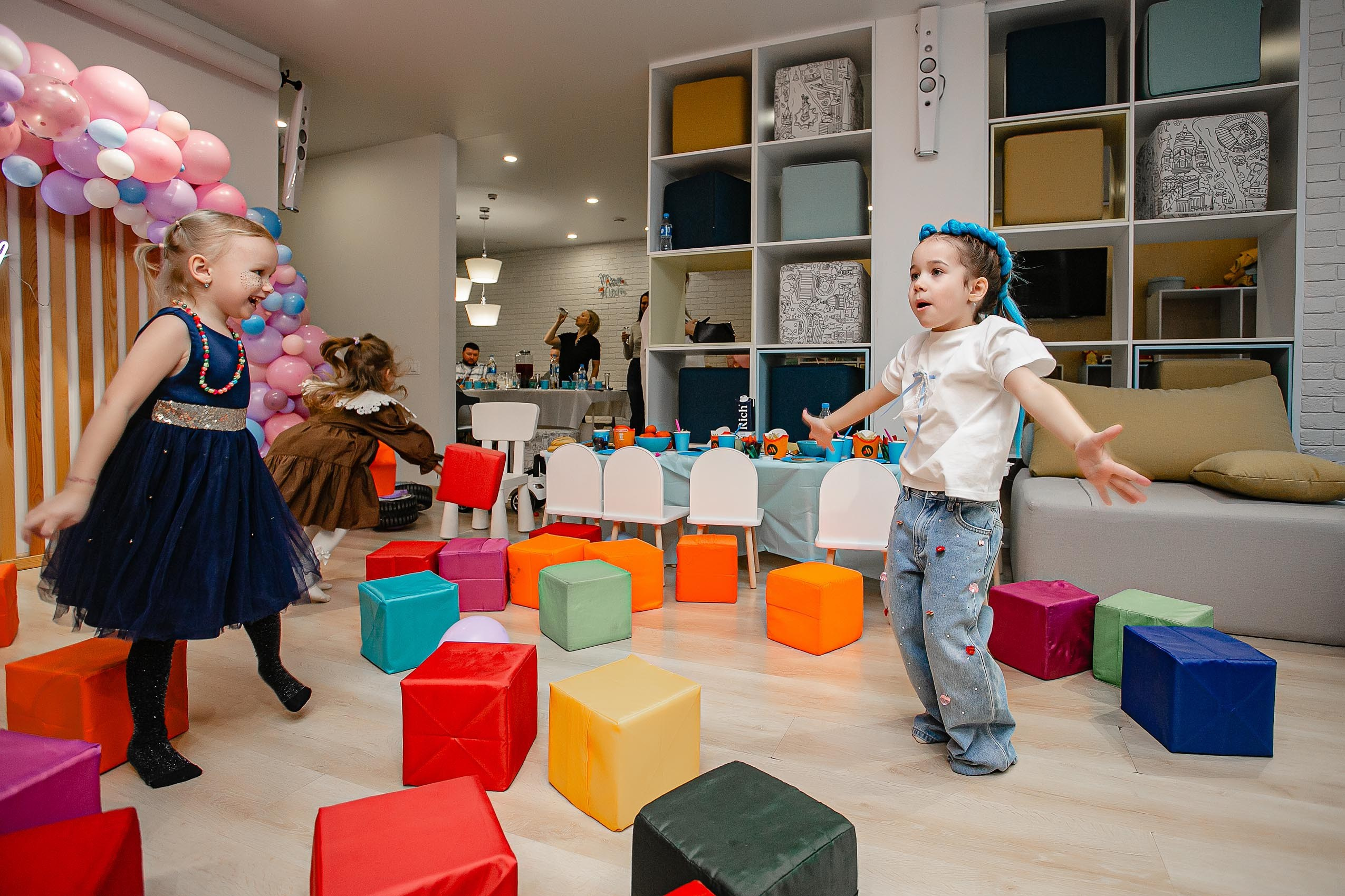 Детский фотограф Александр Степанов Владивосток. Владивосток семейный фотограф Александр Степанов