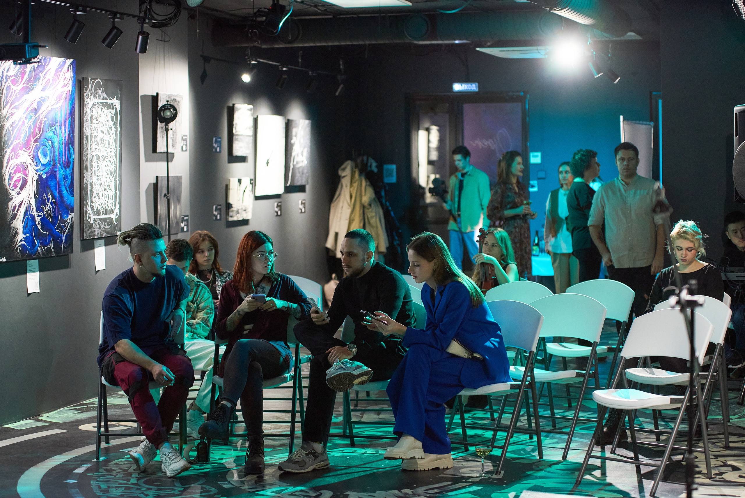 Выставка-перфоманс «Действие». Профессиональный фотограф (Краснодар) Роман Гончаров