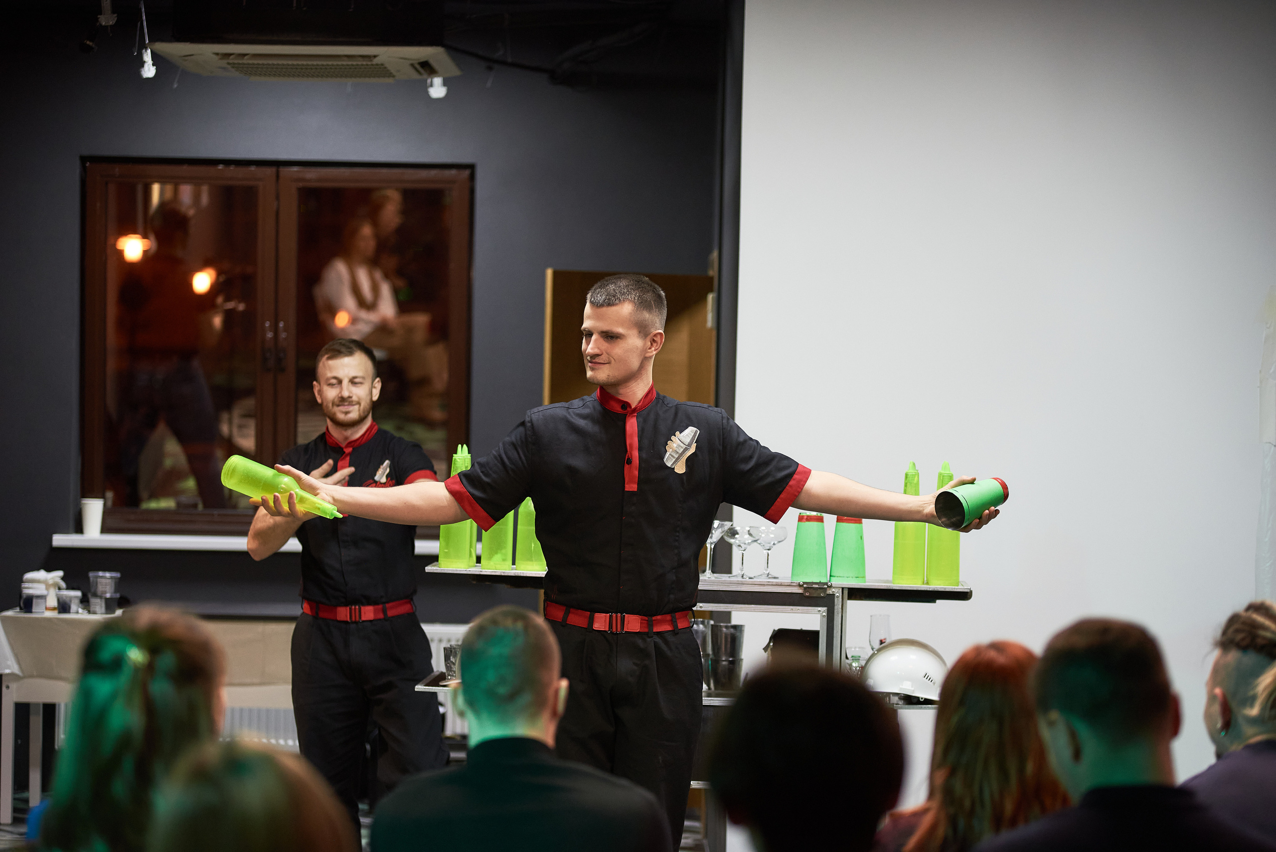 Выставка-перфоманс «Действие». Профессиональный фотограф (Краснодар) Роман Гончаров