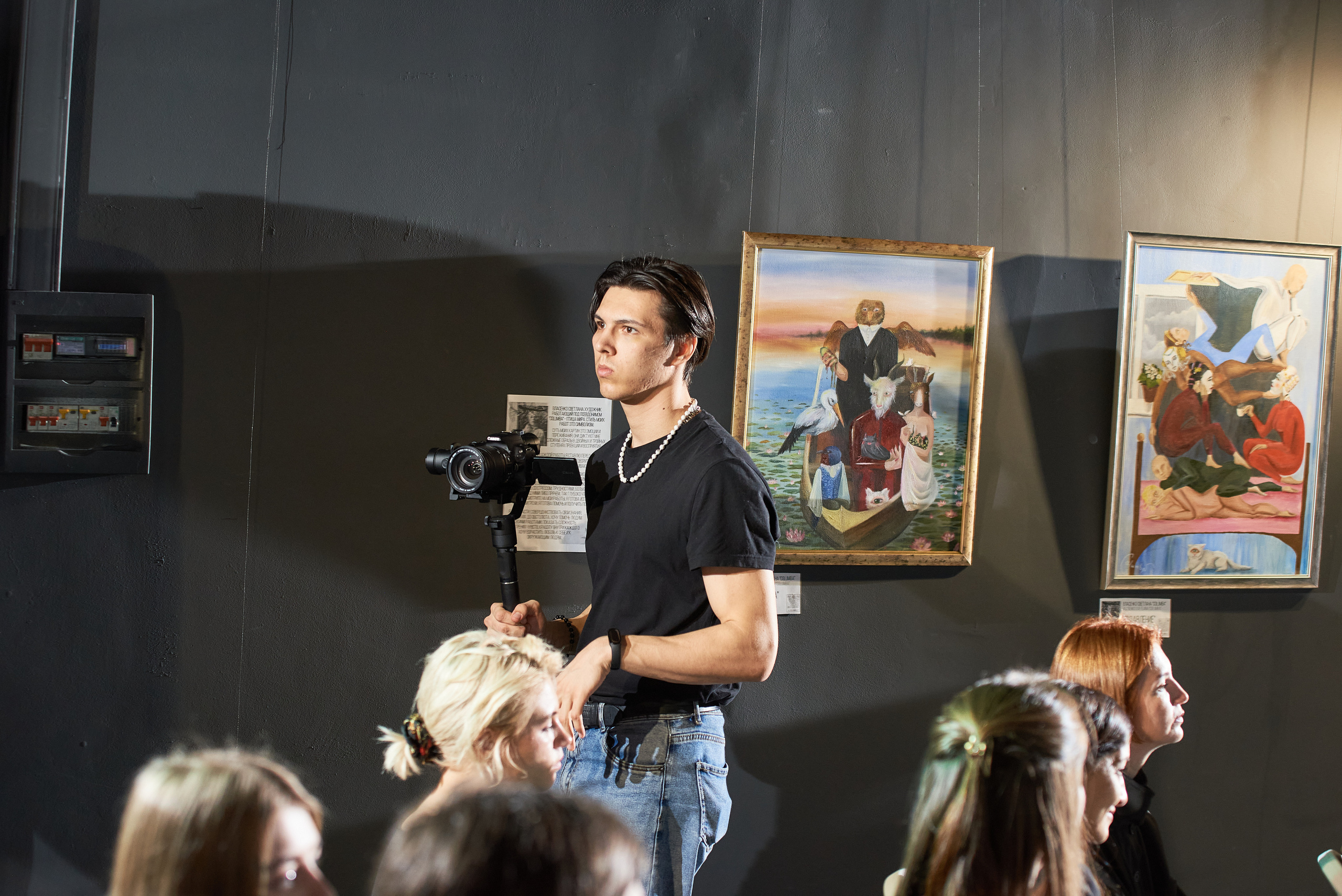 Выставка-перфоманс «Действие». Профессиональный фотограф (Краснодар) Роман Гончаров