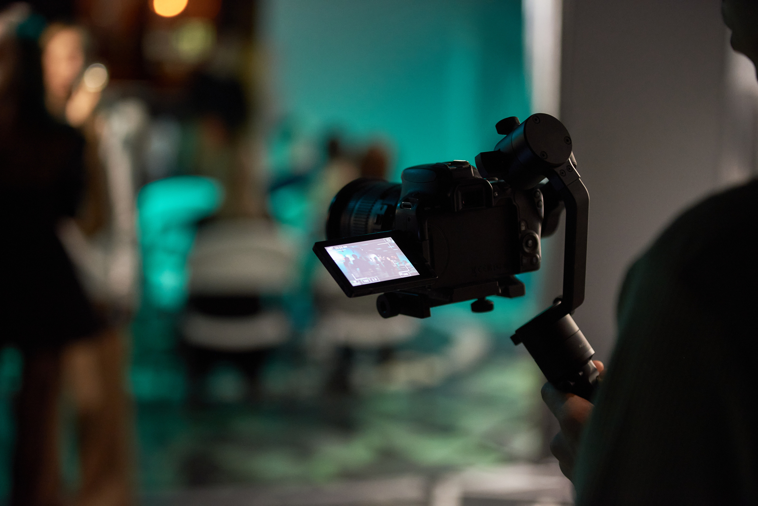 Выставка-перфоманс «Действие». Профессиональный фотограф (Краснодар) Роман Гончаров