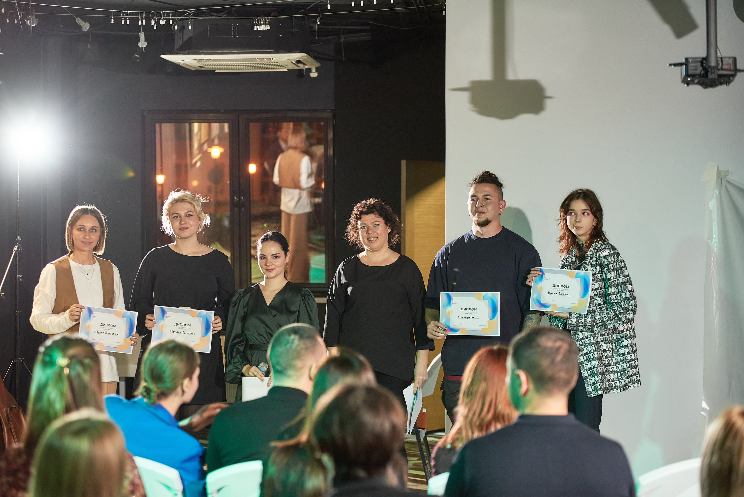 Выставка-перфоманс «Действие». Профессиональный фотограф (Краснодар) Роман Гончаров