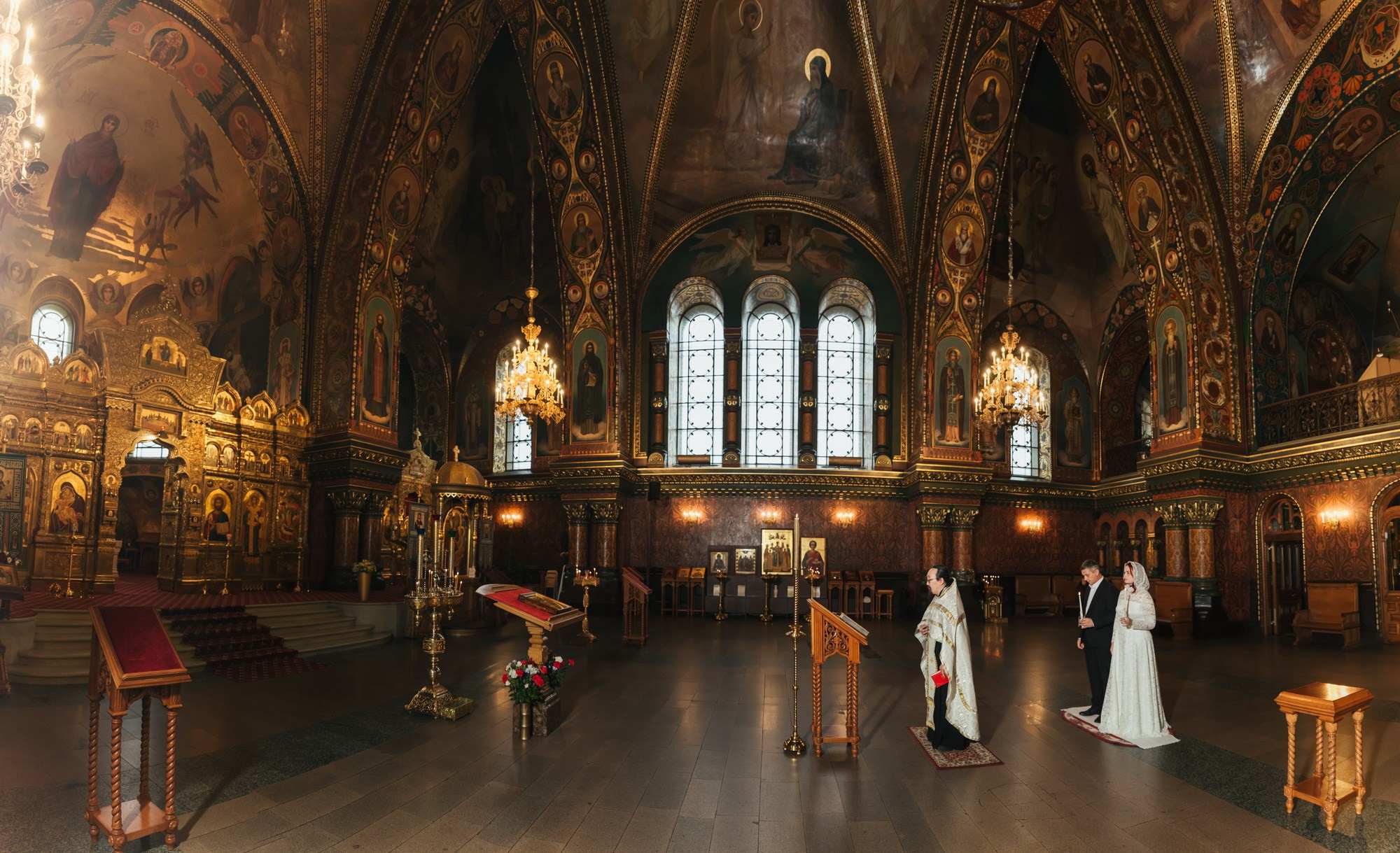 Венчание Церковь Успения Пресвятой Богородицы СПб. Фотограф крещение венчание в Петербурге! Помогает подобрать храм и посоветовал душевного батюшку в СПб