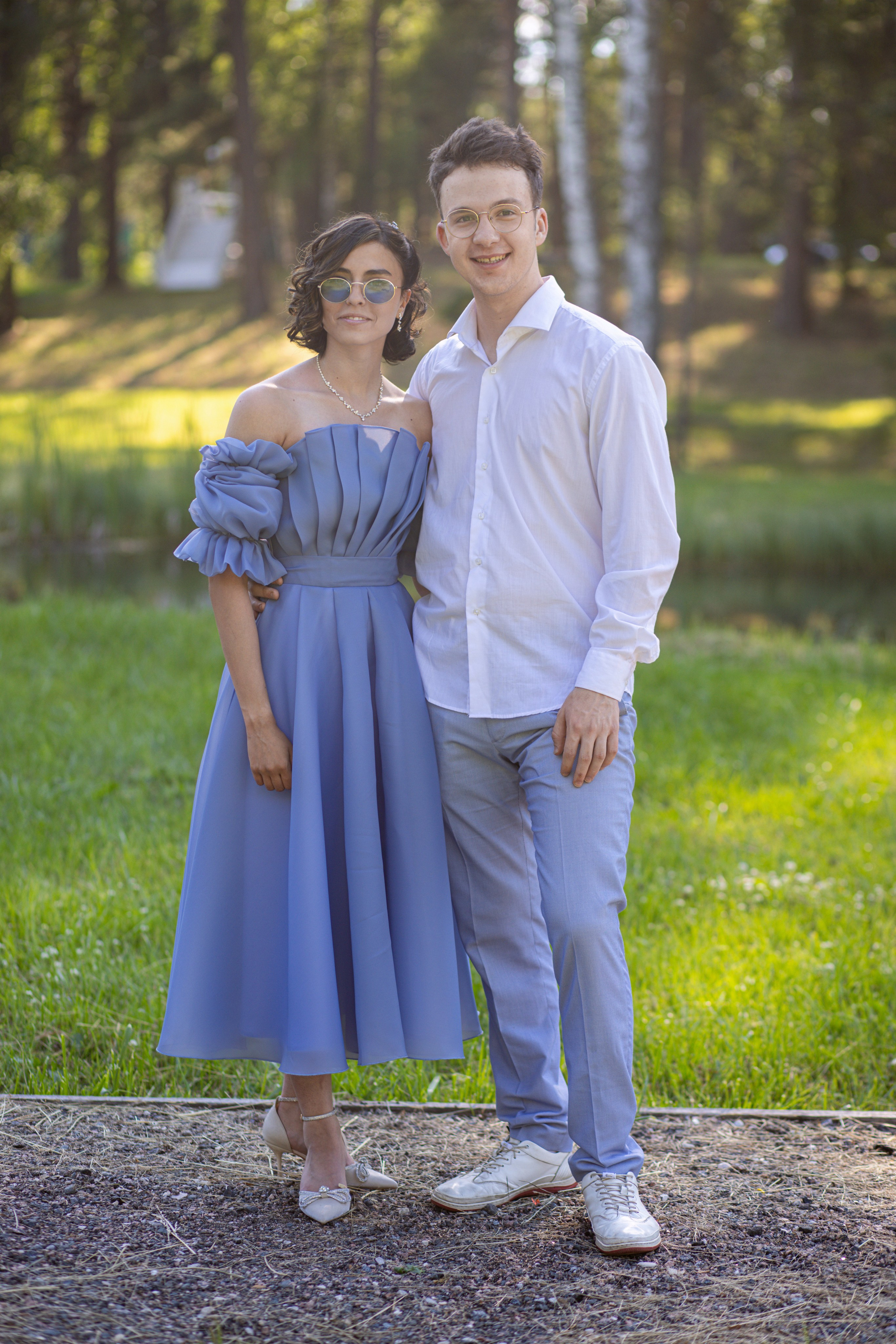 Фотосессия на выпускной. Школа № 12, 11 класс, 2024 г. Студия выпускных альбомов Остров