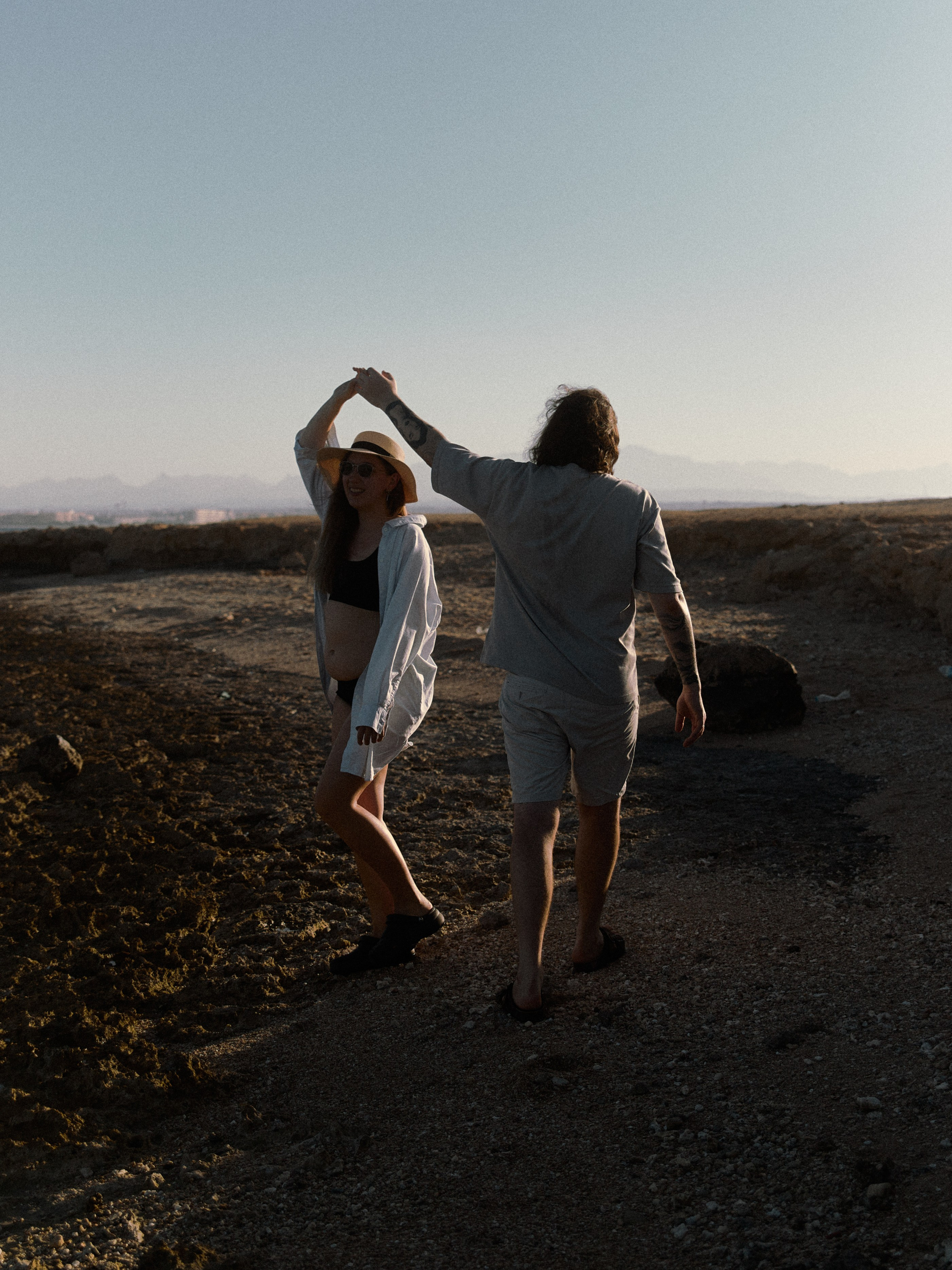 Позы для пар. Jorgis Talè — photographer, kind person, teacher of arts and other mag