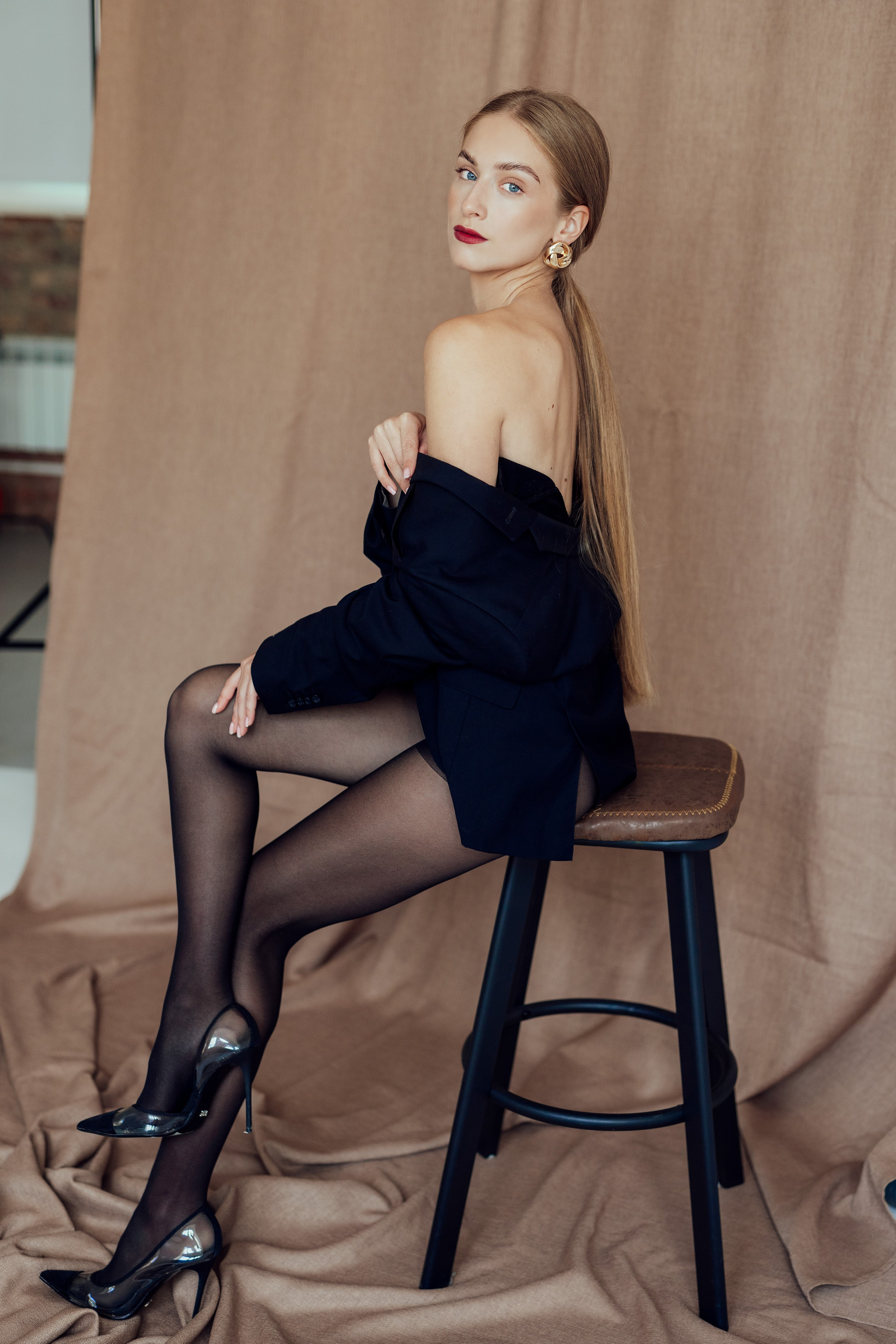 Мария, 40-42 р-р, рост 168. KED Production — продакшн из СПб. Создаём фото, видео и контент, который помогает брендам и селлерам продавать больше