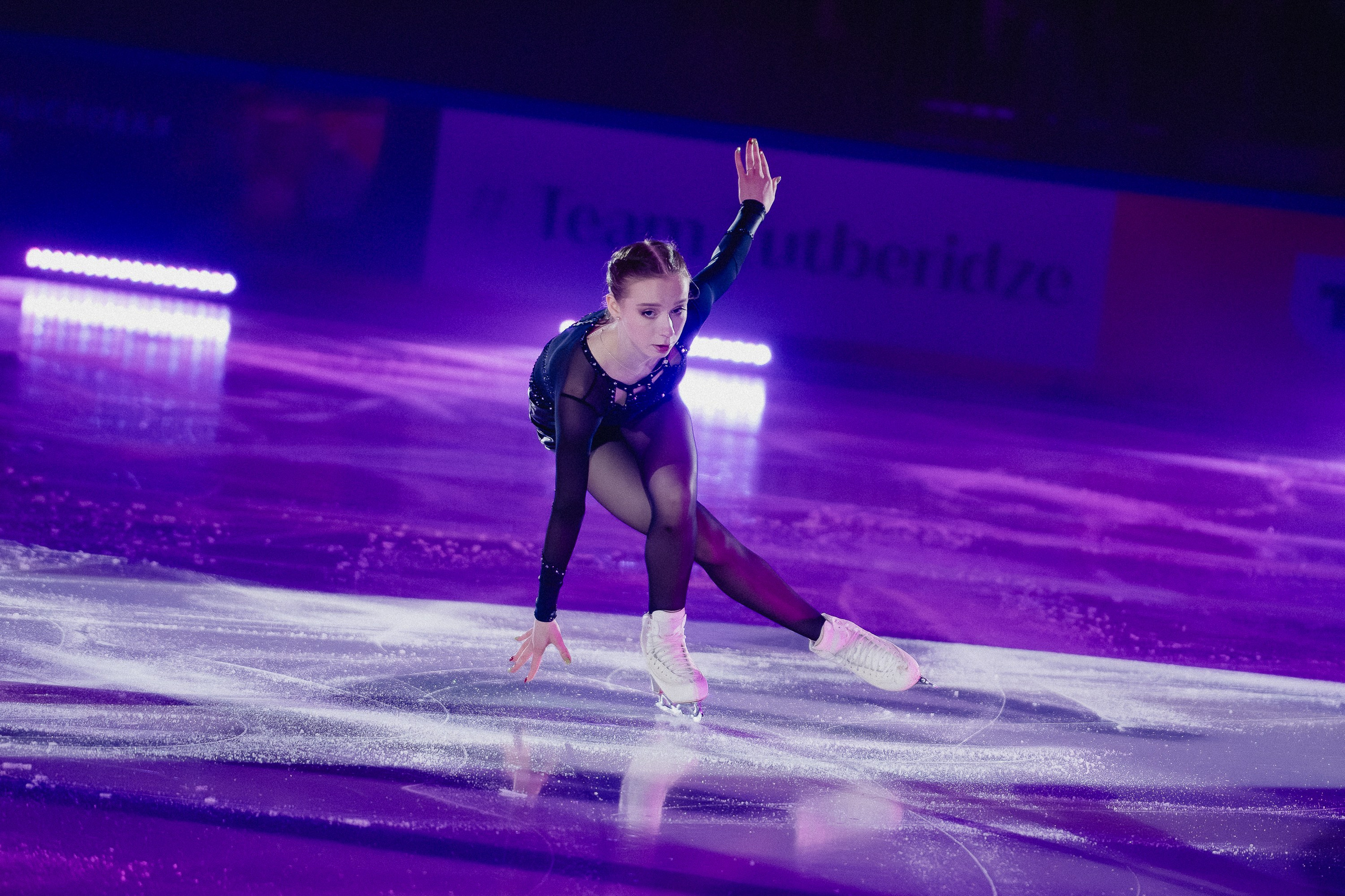 Шоу Этери Тутберидзе в Новосибирске. Воробьева Ксения — Спортивный и танцевальный фотограф Новосибирск