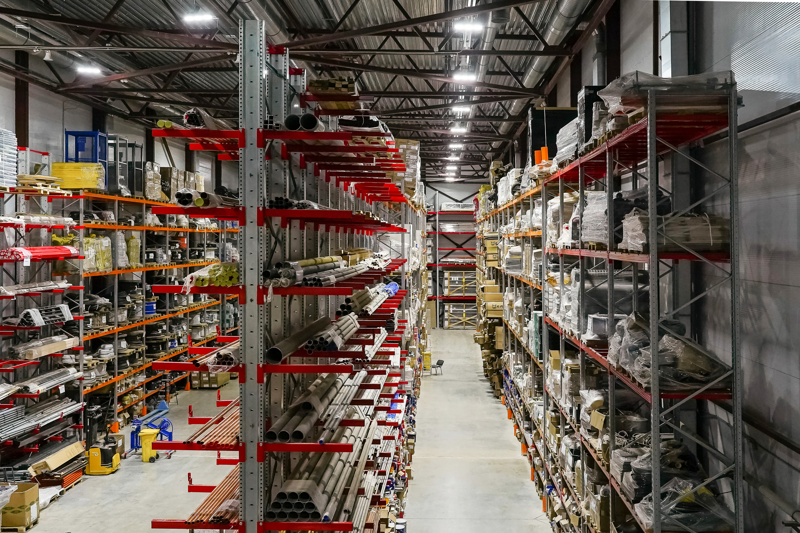 Промышленная съемка складских помещений в Мытищах