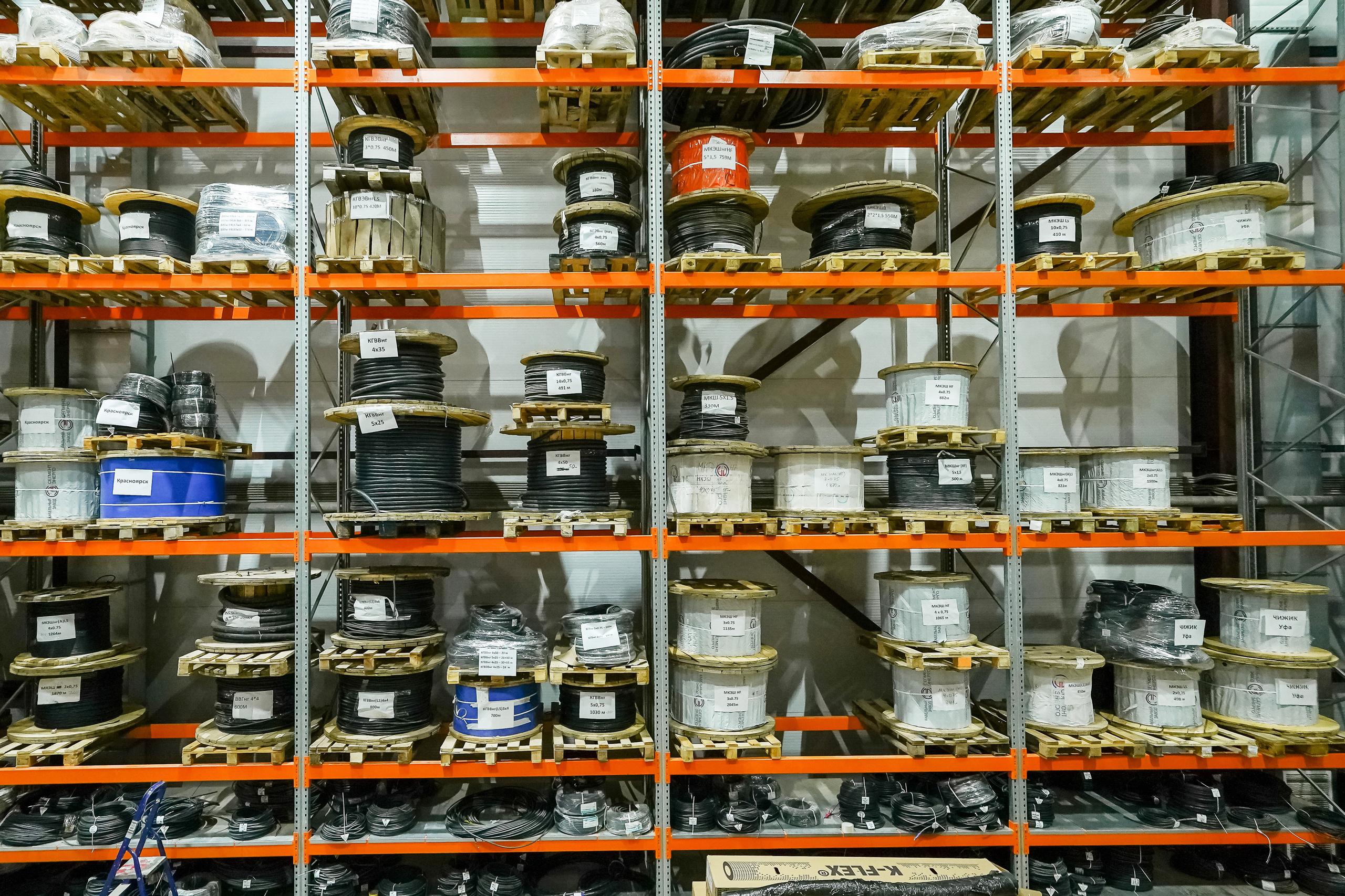 Промышленная съемка складских помещений в Мытищах